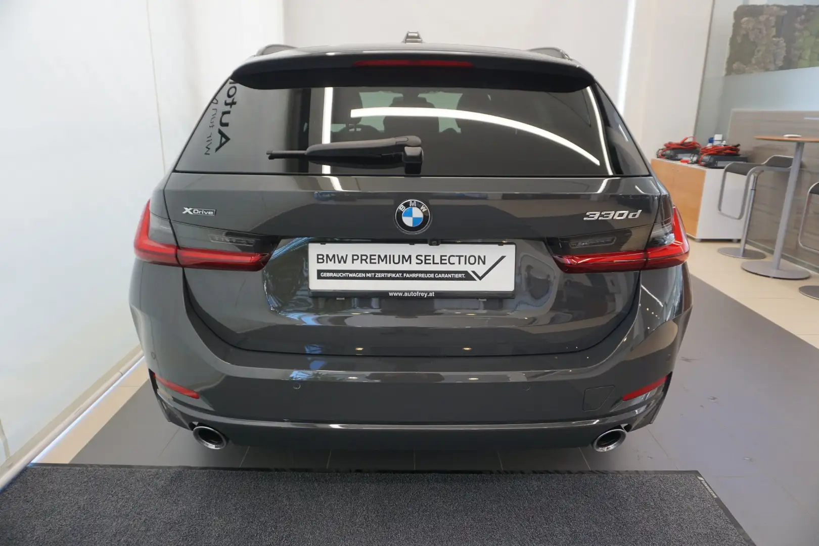 BMW 330 330d xDrive Gris - 2