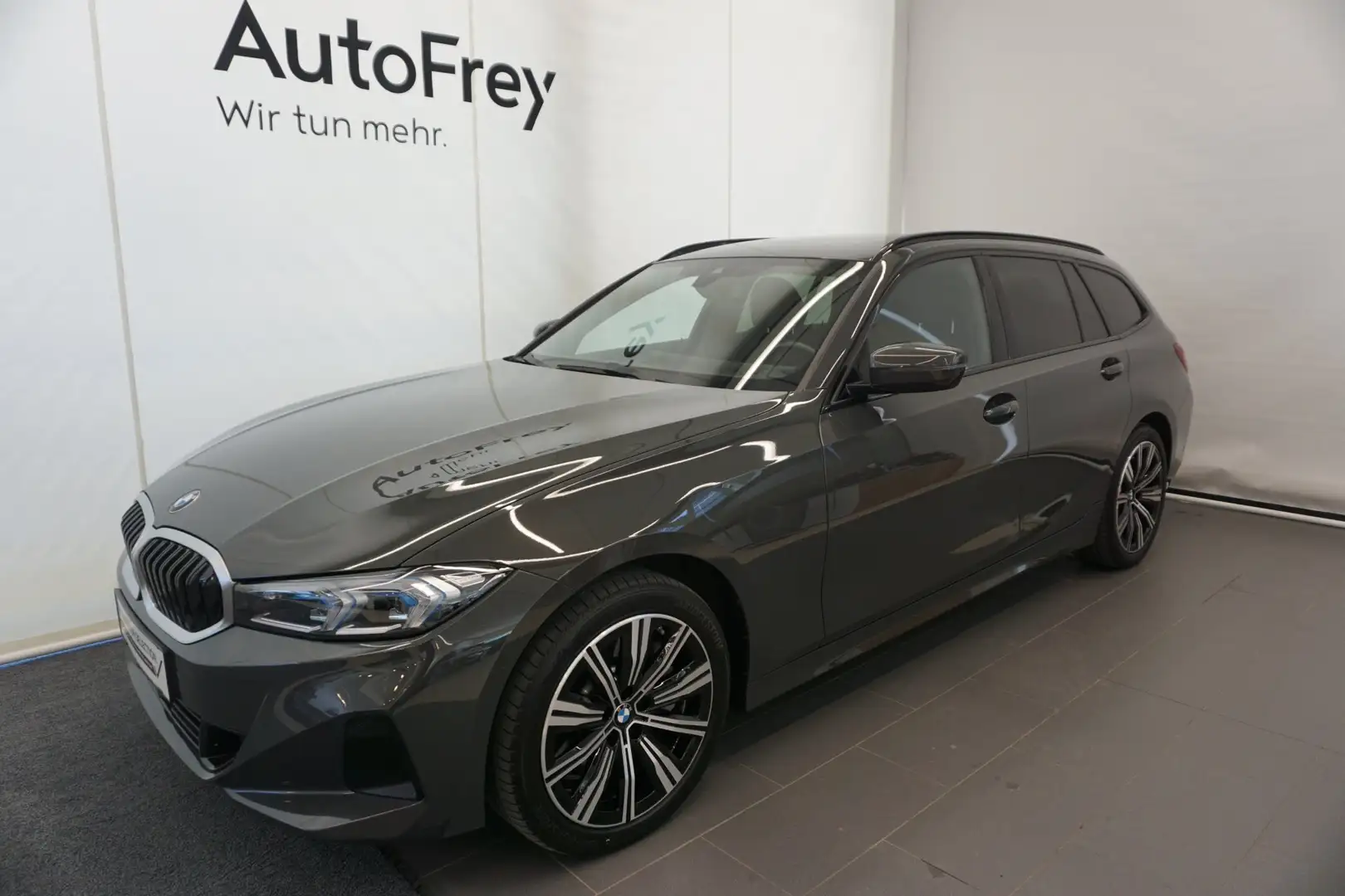 BMW 330 330d xDrive Gris - 1