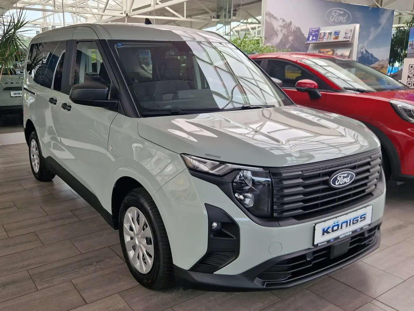 Ford Tourneo Courier Trend siva - 2