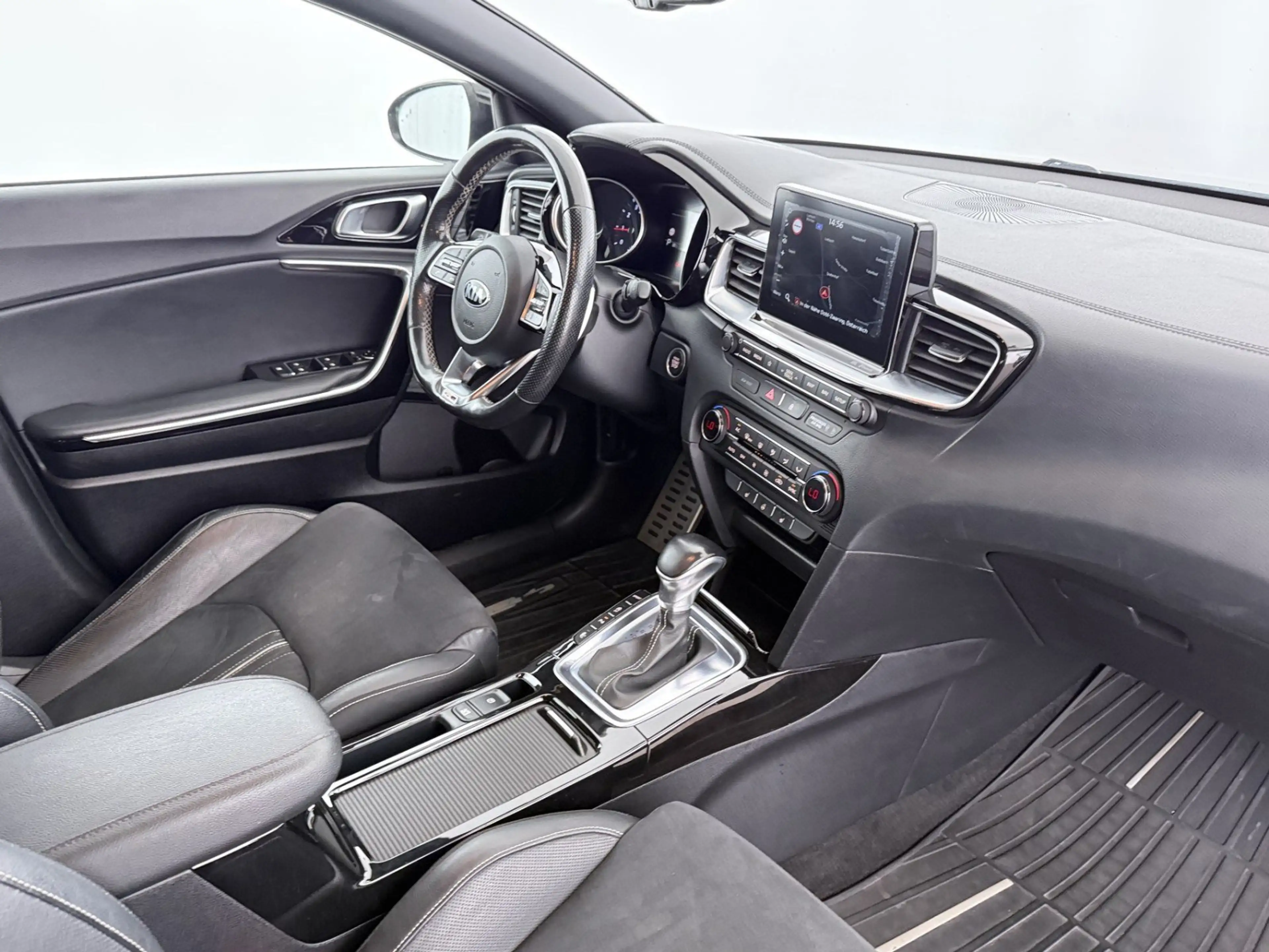 Kia ProCeed / pro_cee'd ProCeed 1.4 T-GDI GT-Line Aut LED AHK LEDER NAVI — photo 14