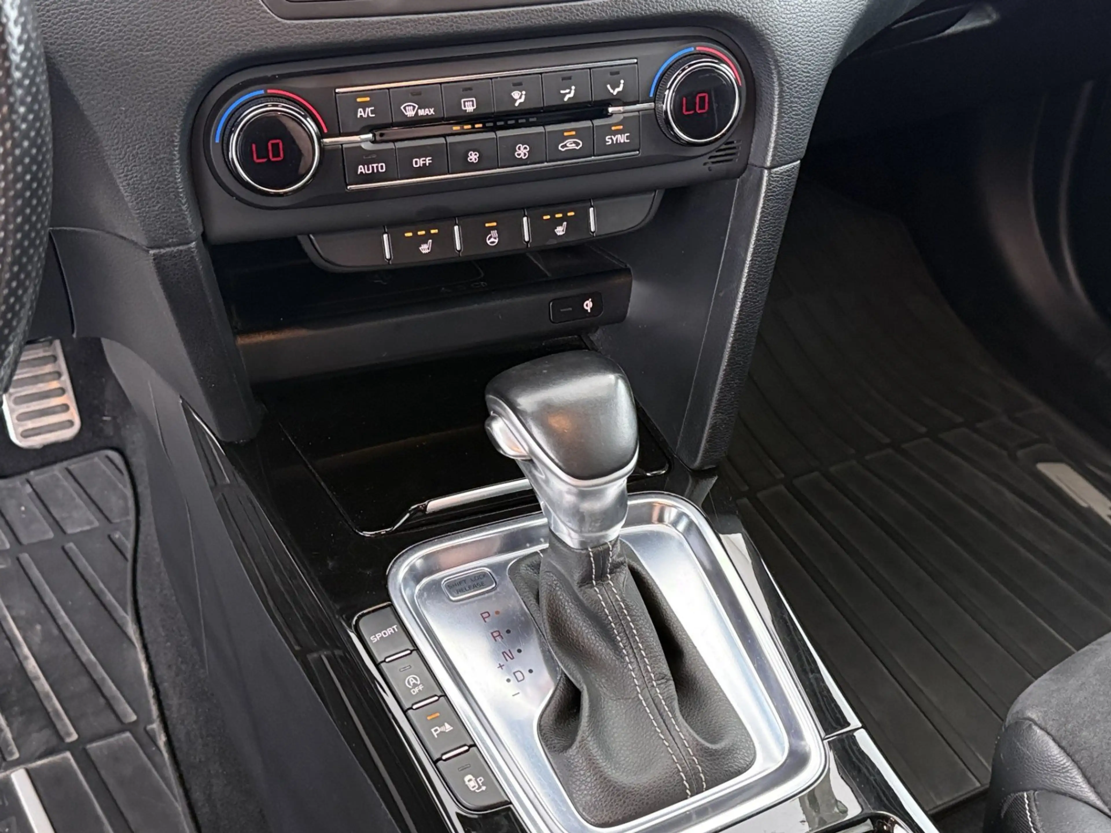 Kia ProCeed / pro_cee'd ProCeed 1.4 T-GDI GT-Line Aut LED AHK LEDER NAVI — photo 17