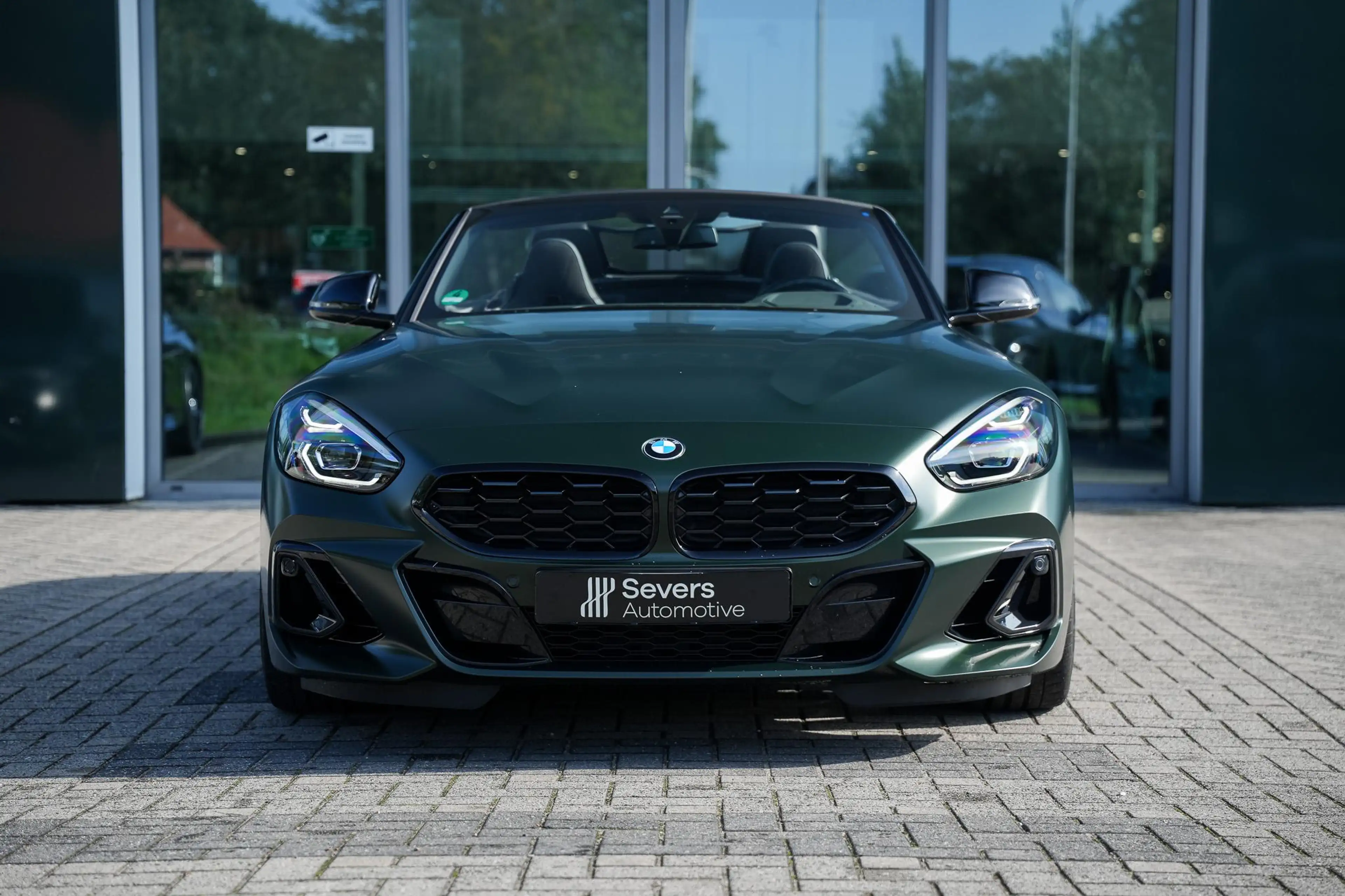 BMW Z4 Roadster M40i M- Sport | FROZEN DEEP GREEN METALLI — photo 8