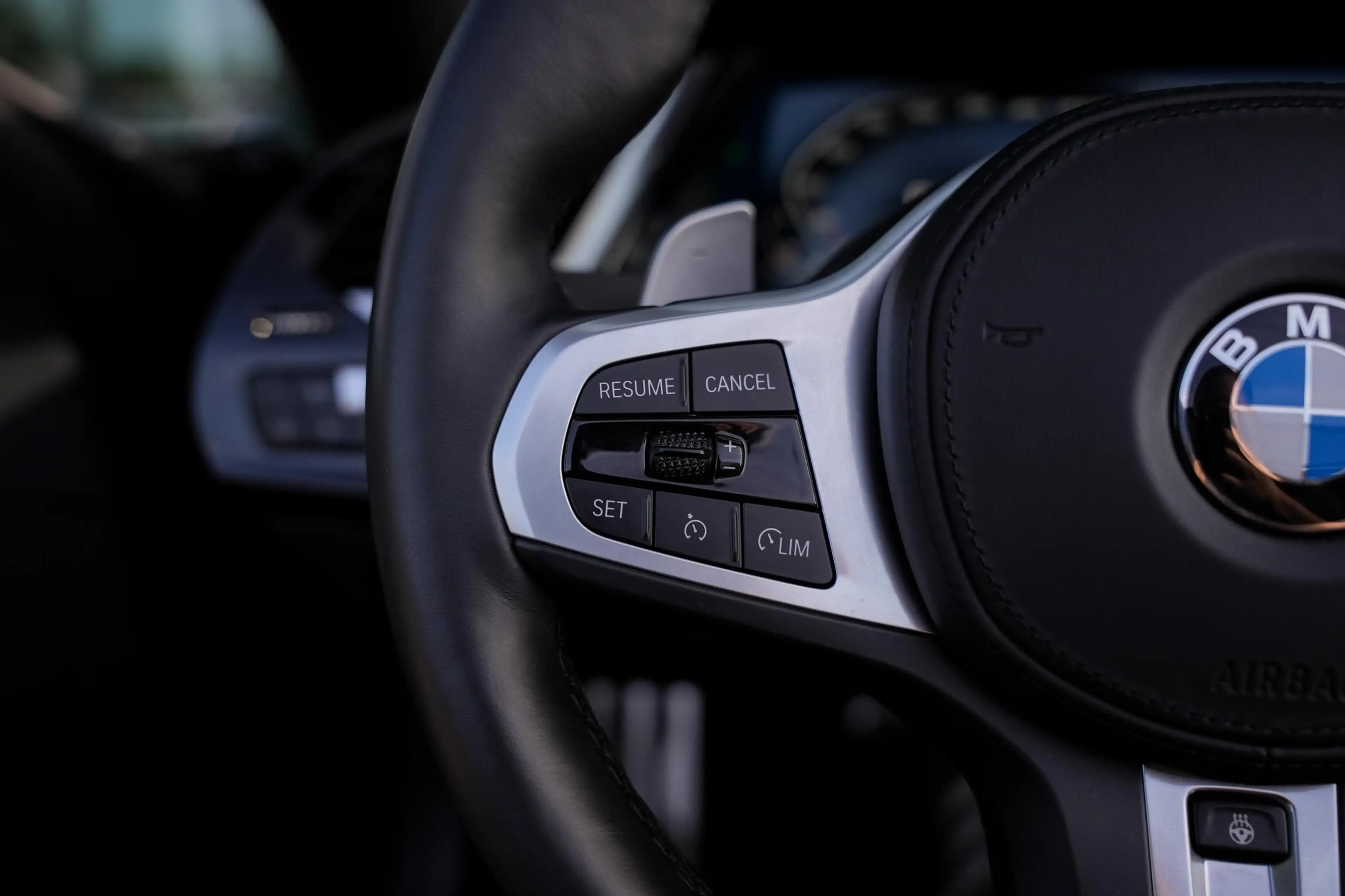 BMW Z4 Roadster M40i M- Sport | FROZEN DEEP GREEN METALLI — photo 11