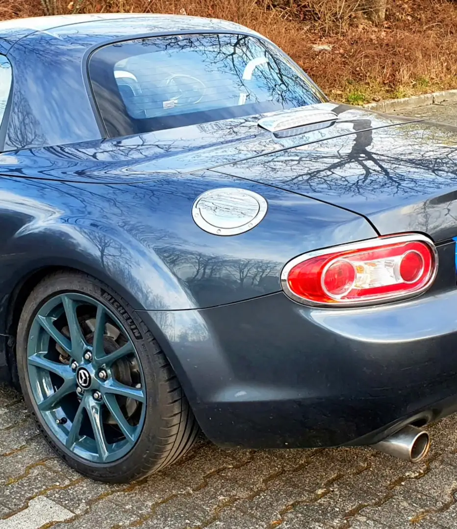 Mazda MX-5 MX-5 2.0 MZR Sports-Line, Viele Upgrades - 2
