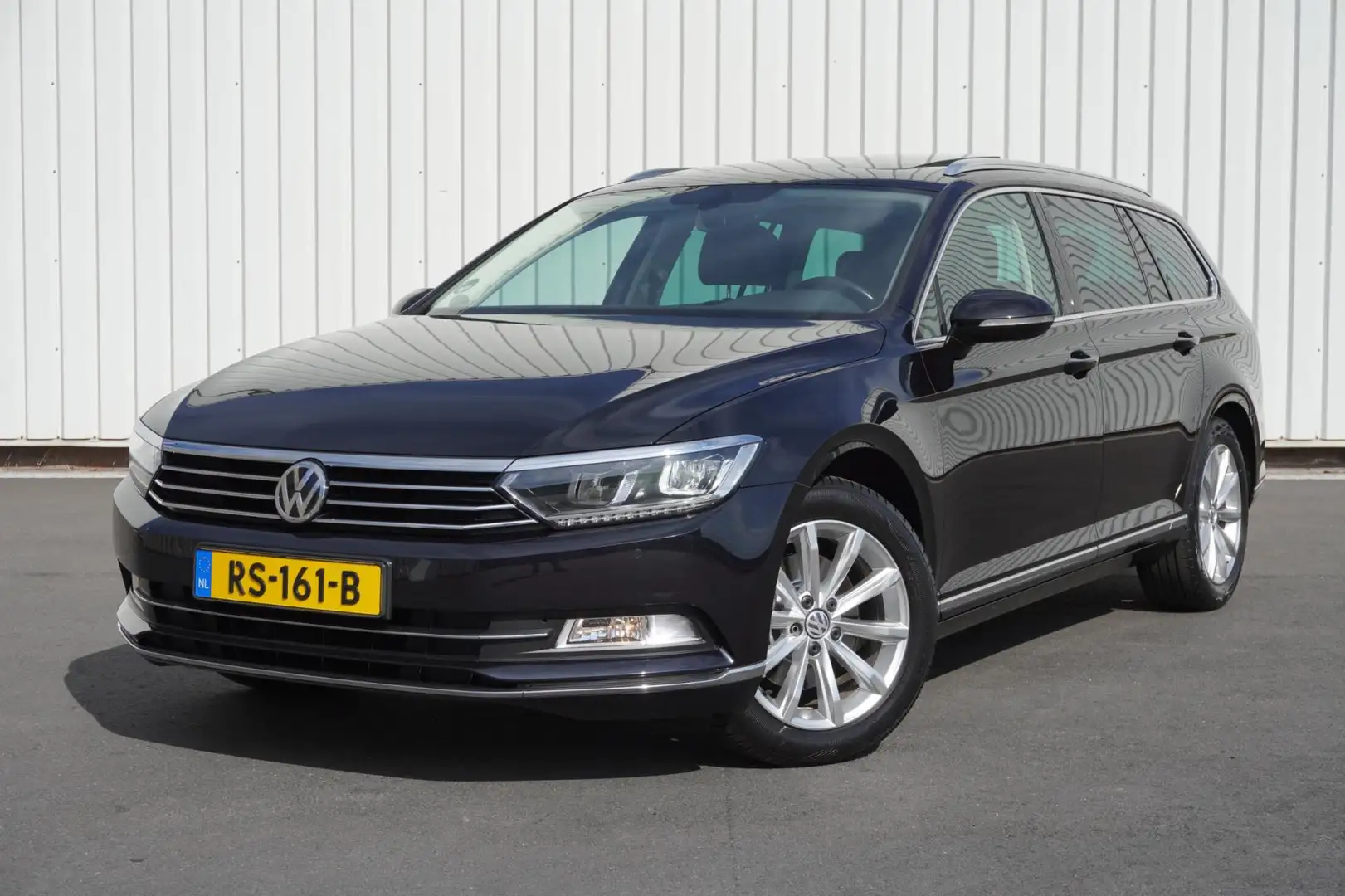 Volkswagen Passat Variant 1.4 TSI ACT Highline Business | Automaat | Panodak Schwarz - 1