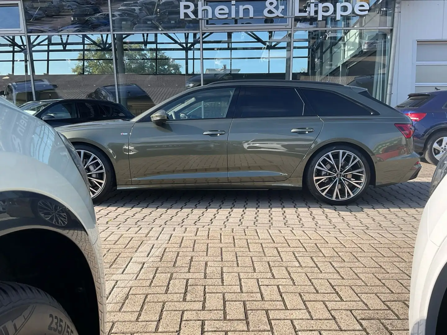 Audi A6 S line 50 TDI quattro Exclusive VOLL! Grün - 2