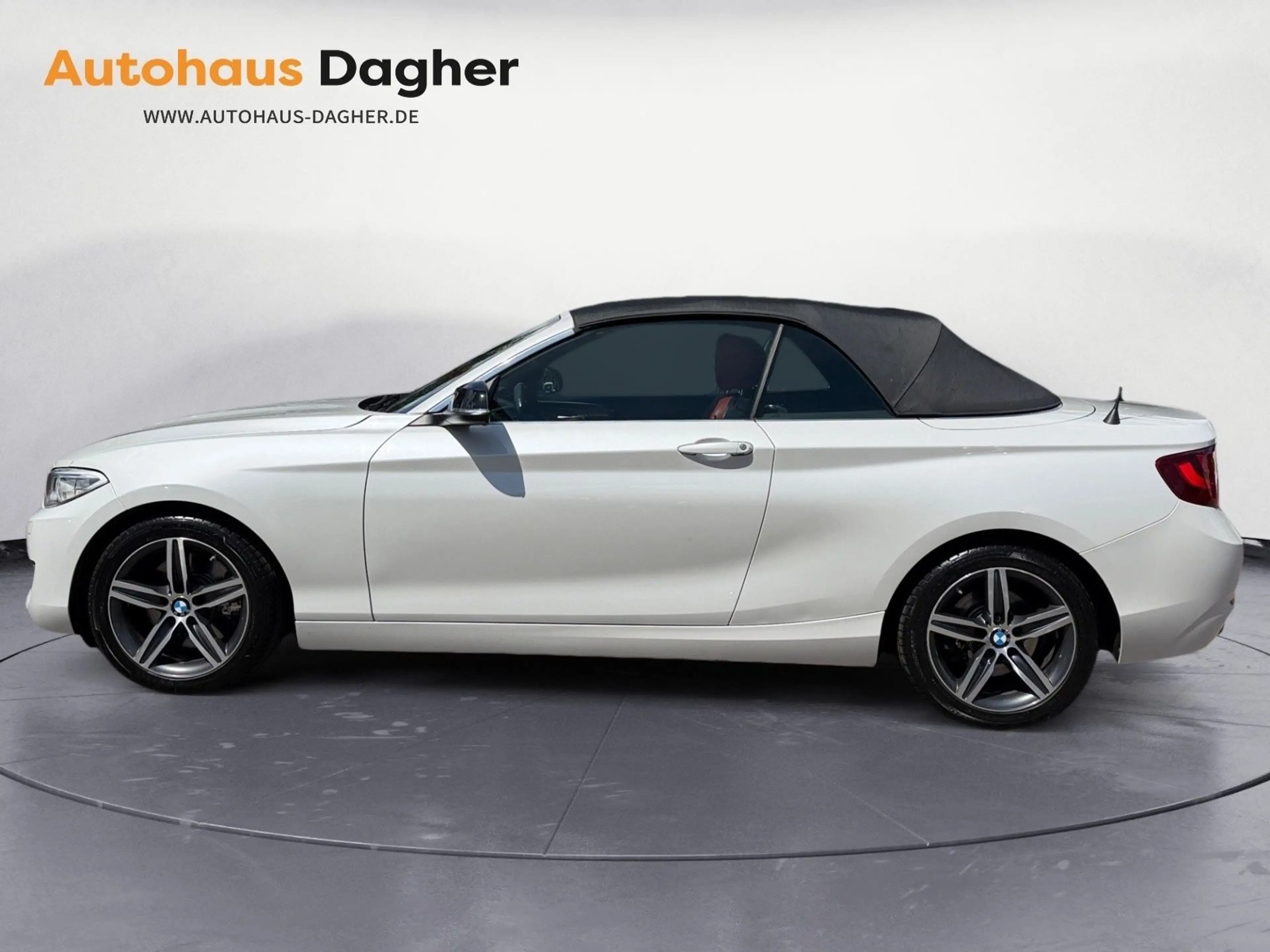 BMW 230 i Sport Cabrio — photo 2