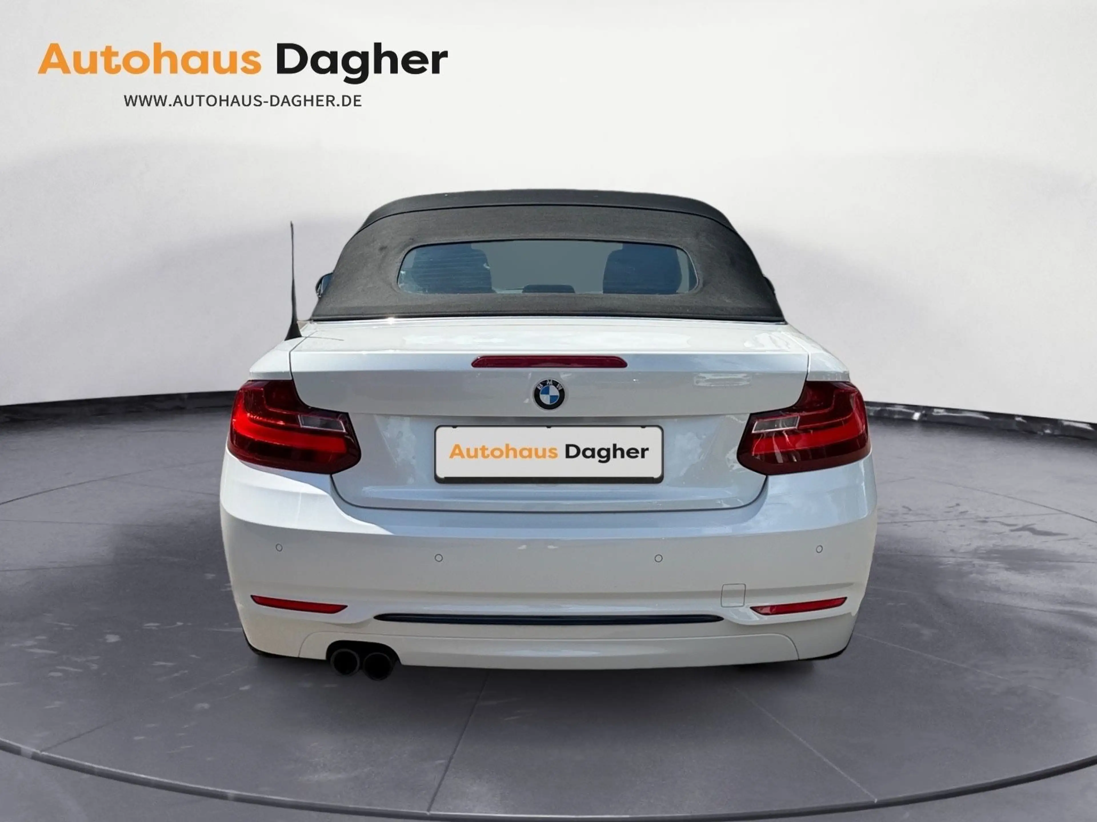 BMW 230 i Sport Cabrio — photo 4