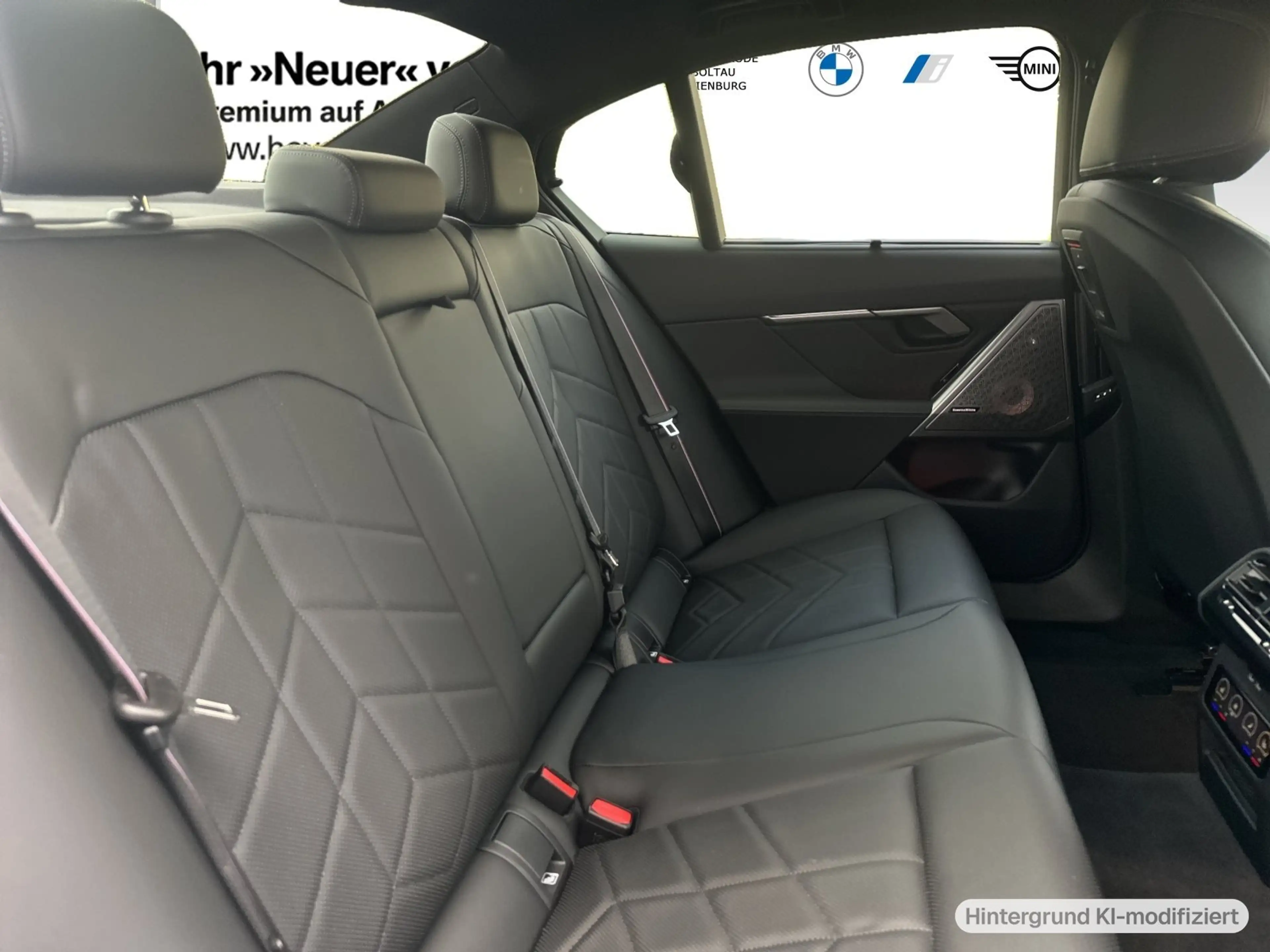 BMW 550 e xDrive Limousine M Sportpaket Head-Up DAB — photo 8