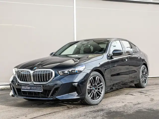 BMW 520 i SPRING DEAL mit 15.890 EUR ERSPARNIS