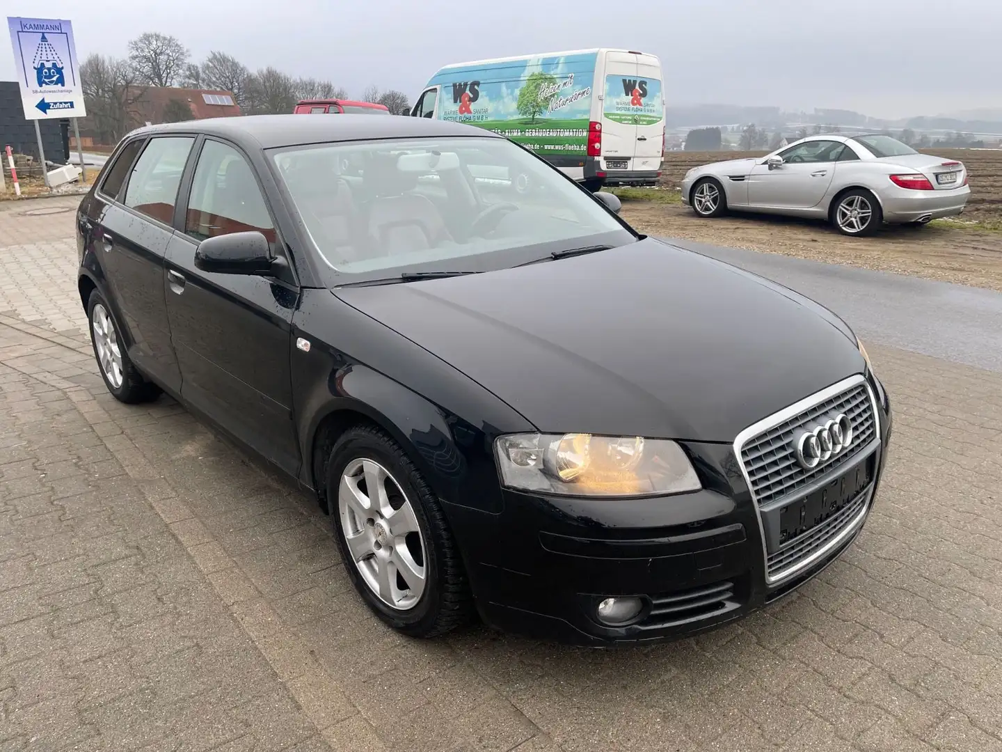 Audi A3 Sportback 1.6 FSI Ambition Schwarz - 2