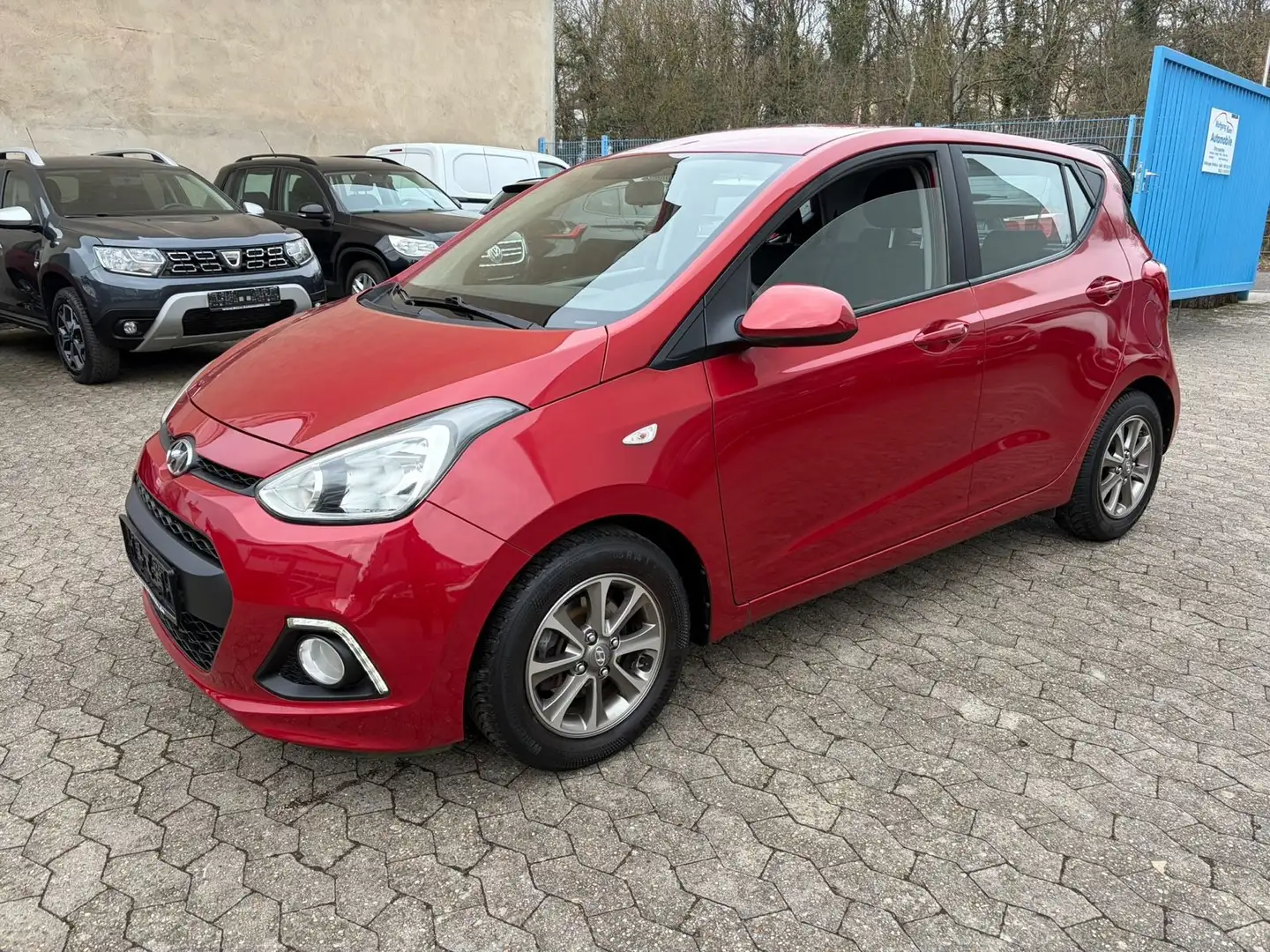 Hyundai i10 FIFA World Cup Edition Sitz-Lenkradheizung Rot - 1