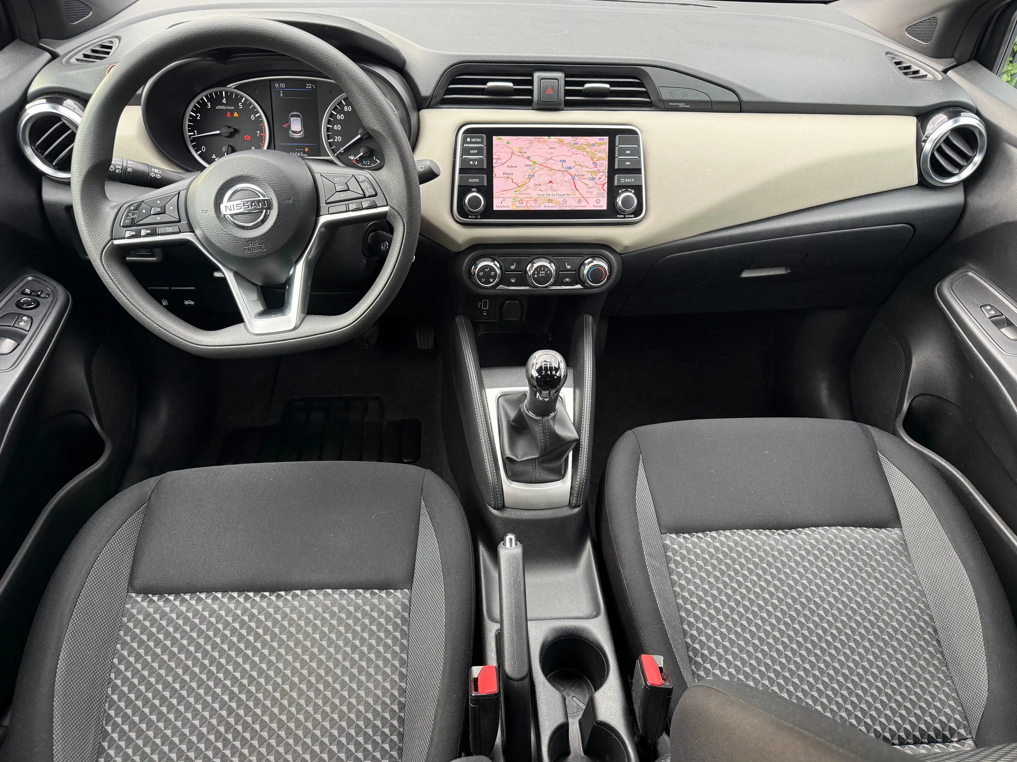 Nissan Micra Micra 1.0 IG-T Tekna — photo 8