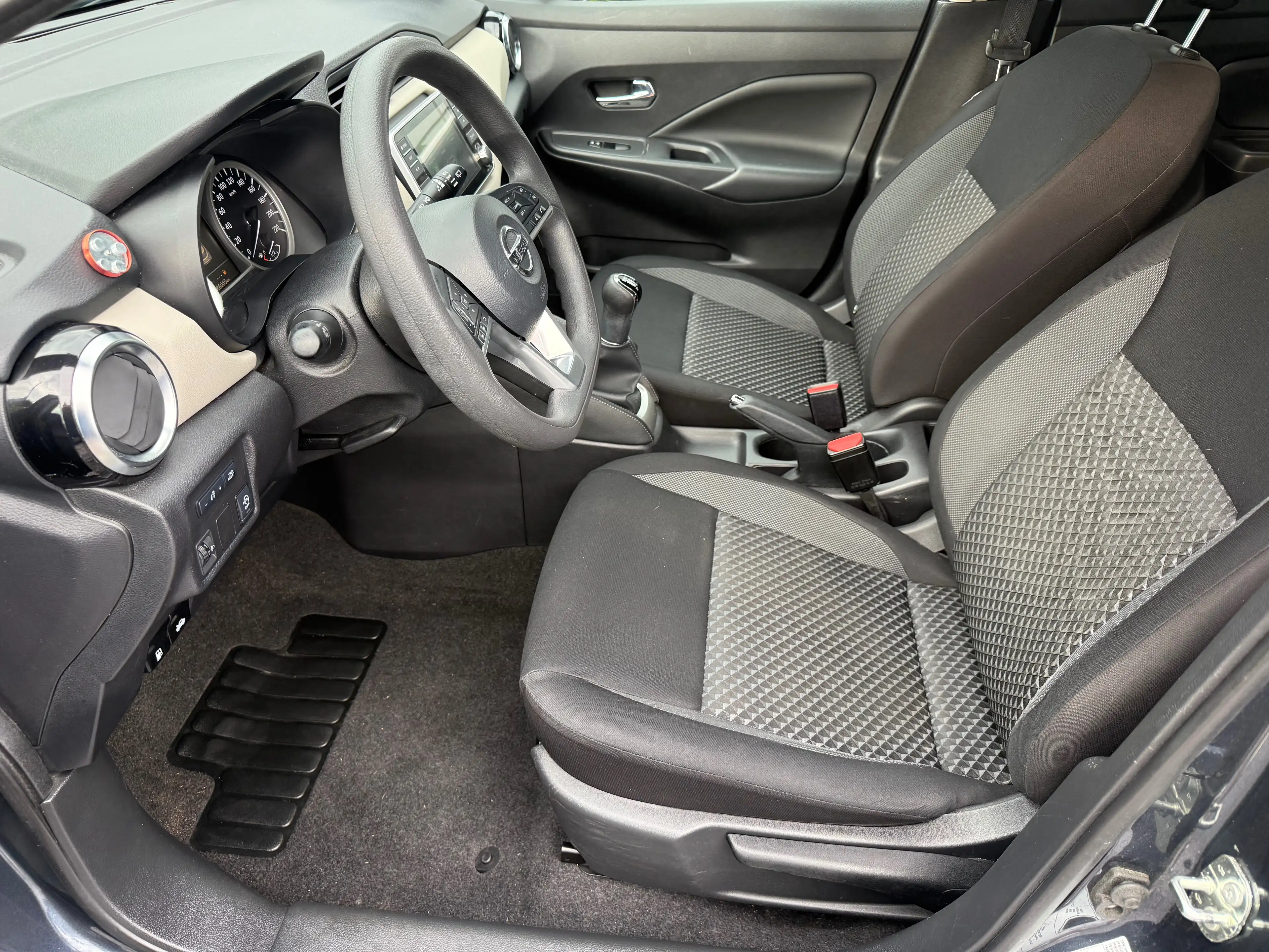 Nissan Micra Micra 1.0 IG-T Tekna — photo 7