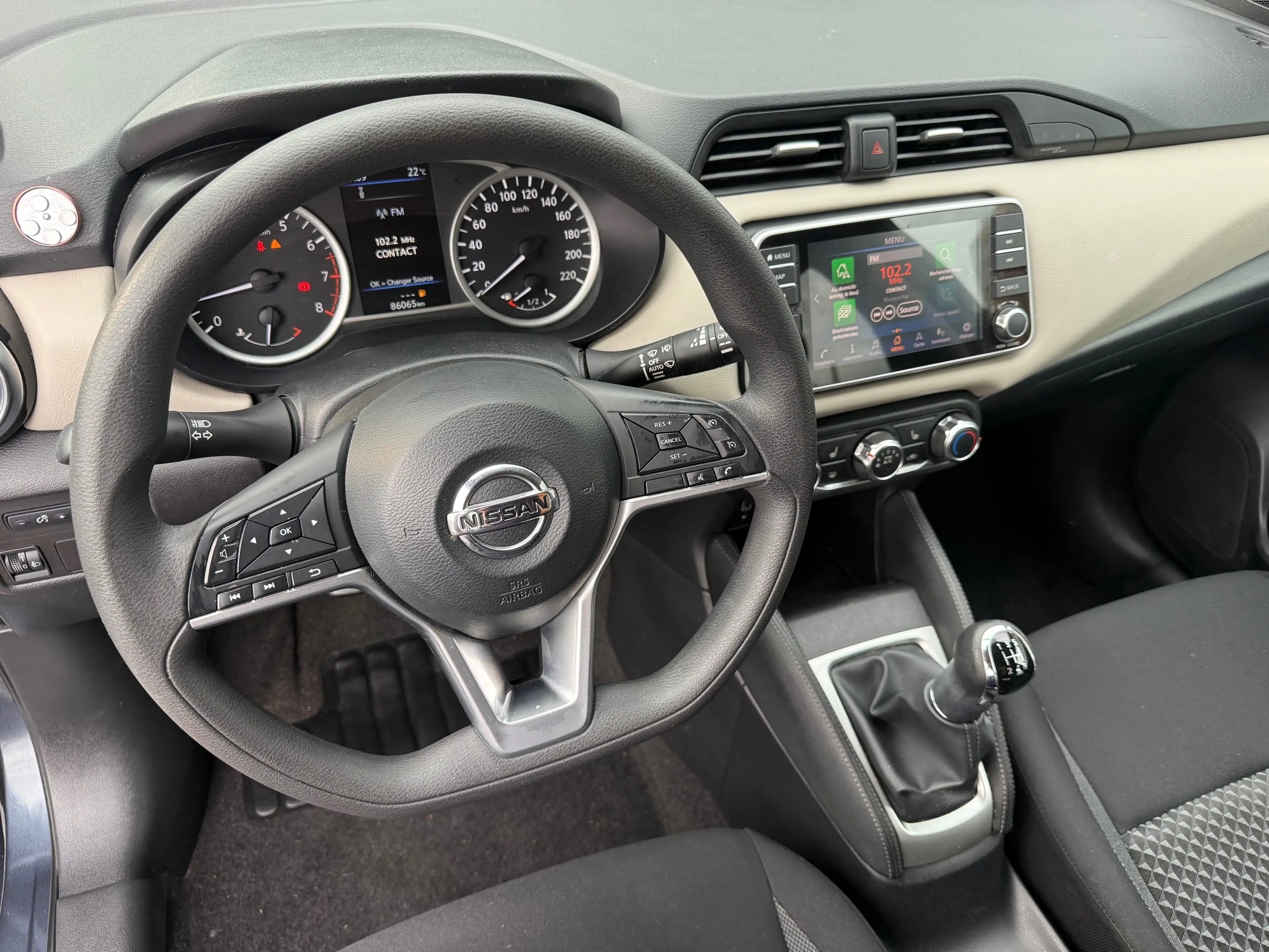 Nissan Micra Micra 1.0 IG-T Tekna — photo 10