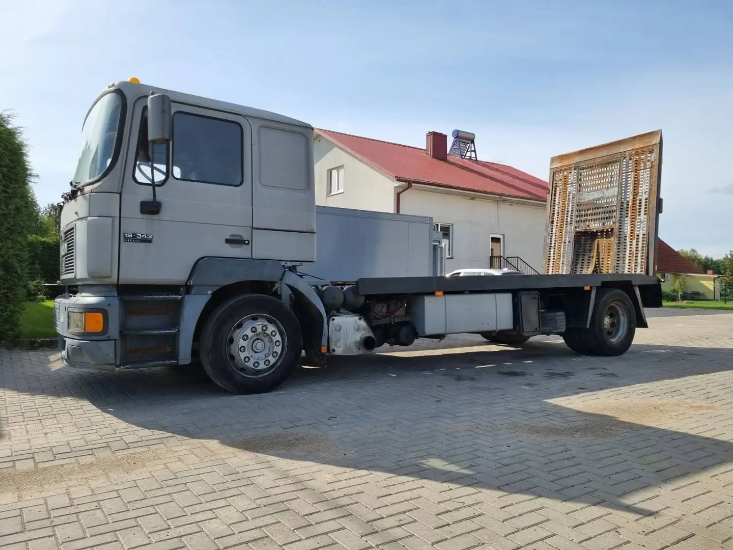 MAN truck Сірий - 1
