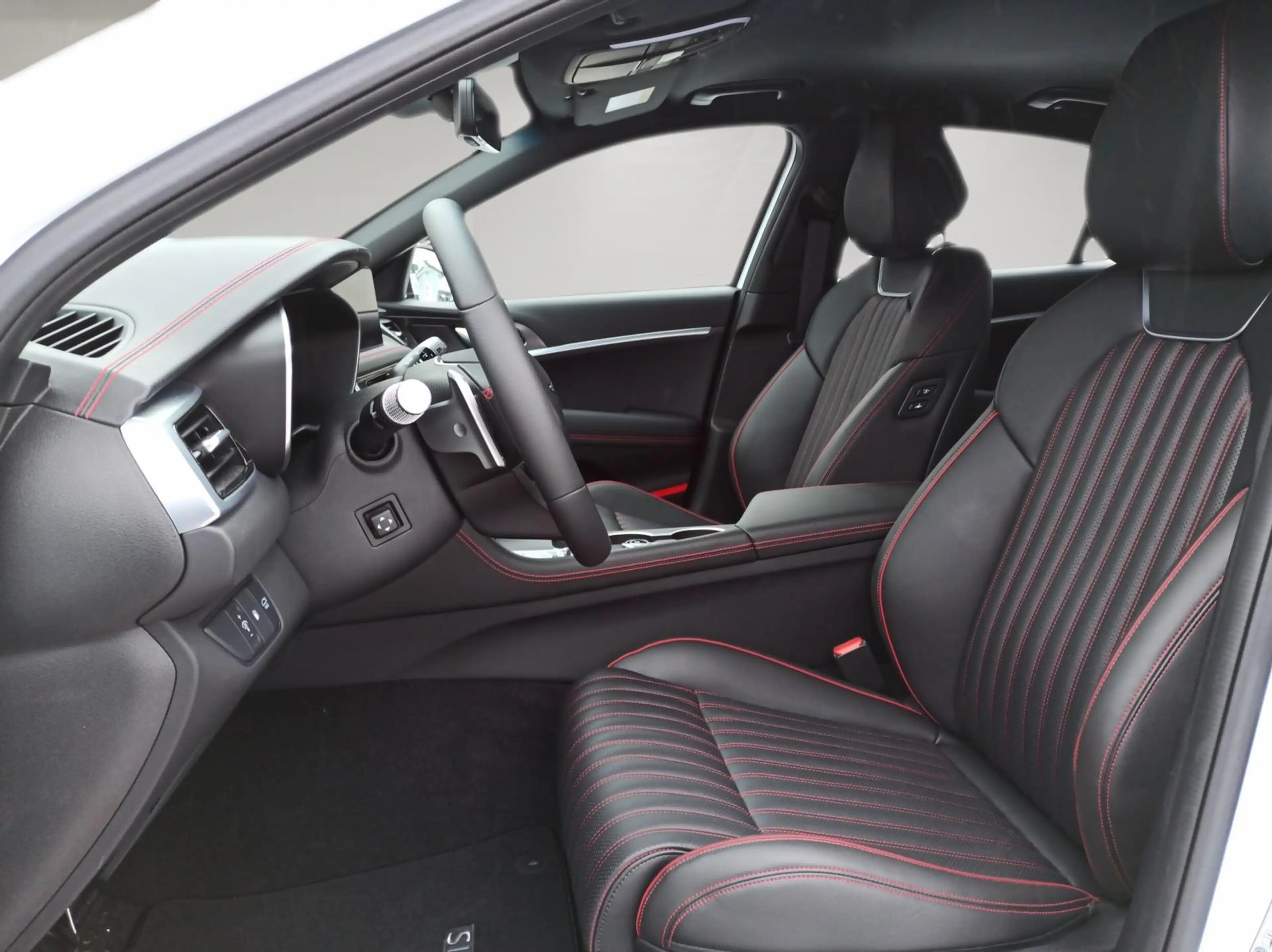 Genesis G70 Shooting Brake Sport 2.0L /LED/Lexicon-Sound — photo 7