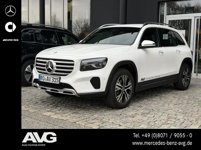 2026 Mercedes-Benz GLB in White for sale