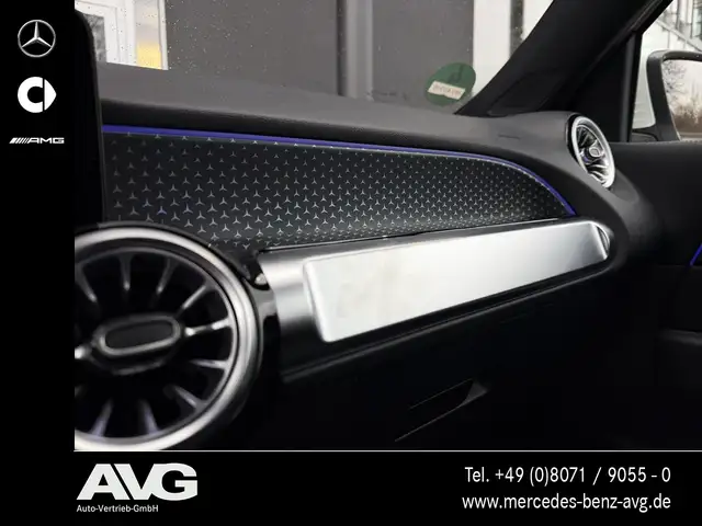 Mercedes-Benz GLB view 14