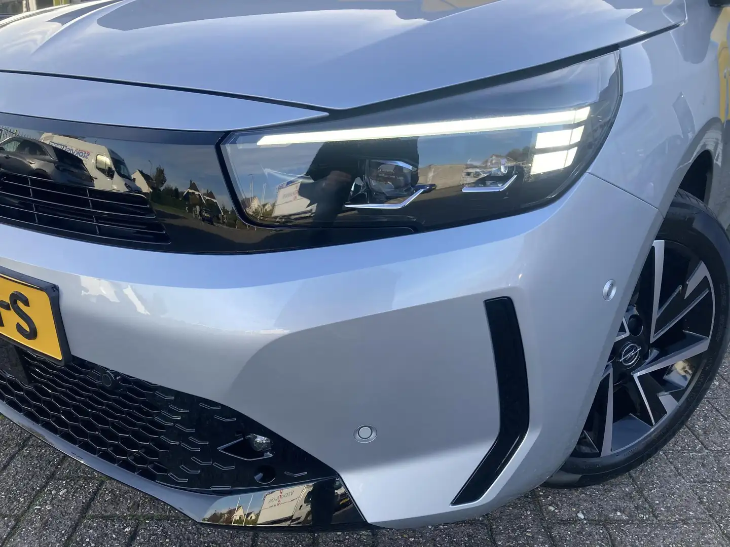 Opel Corsa 1.2 Turbo Hybrid GS 136 pk | NIEUW | Navigatie | K Grijs - 2