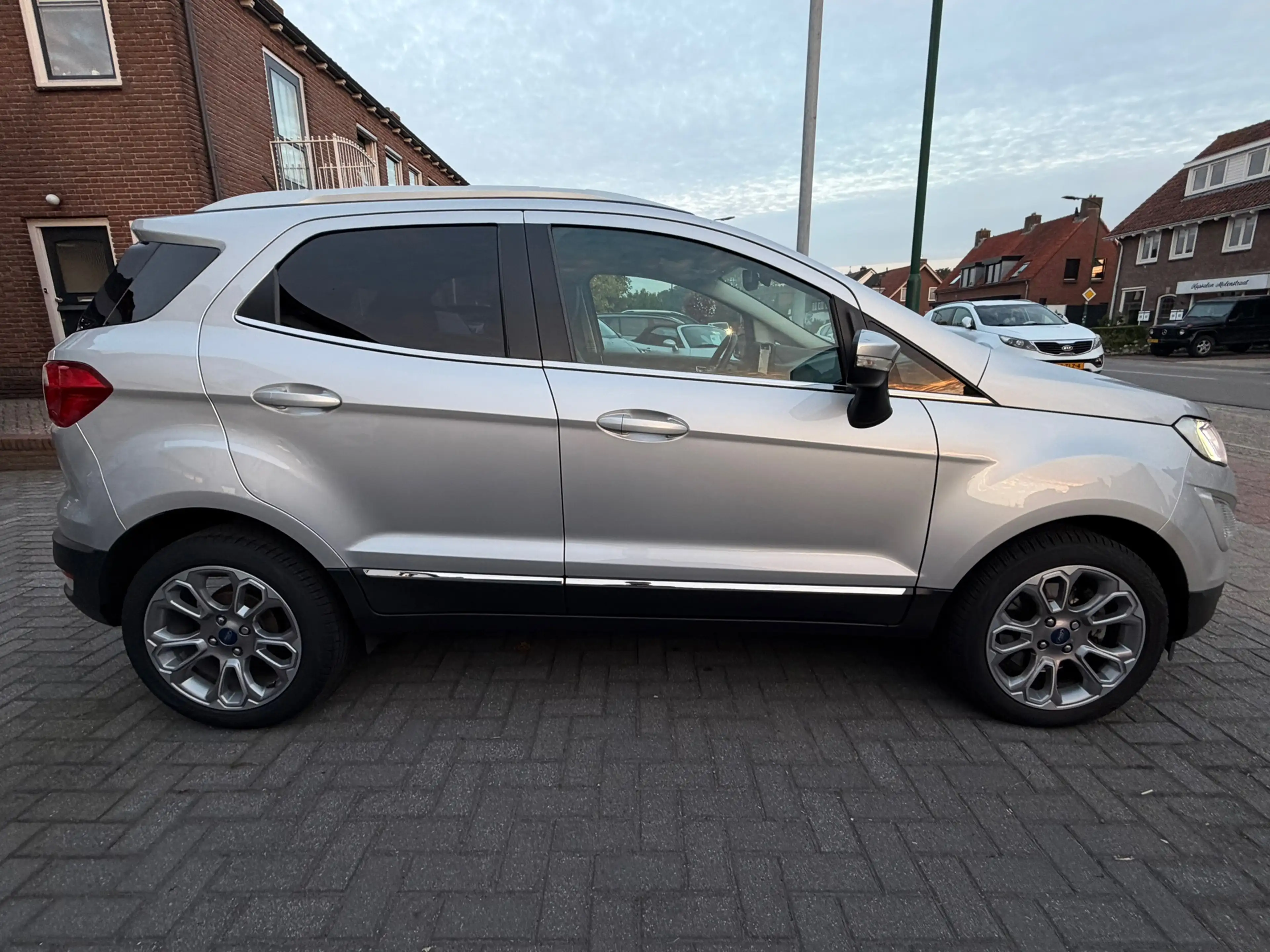 Ford EcoSport 1.0 EcoBoost Titanium,Navigatie,Stoel/Stuurverwami — photo 6