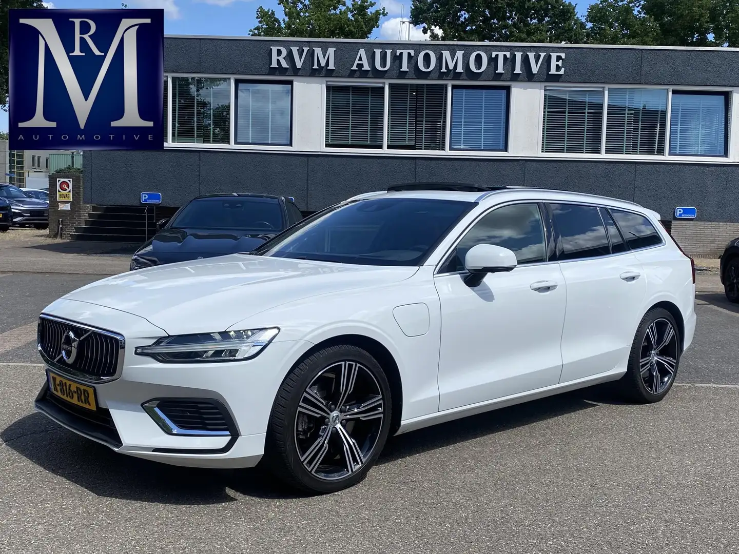 Volvo V60 2.0 T6 Recharge AWD Inscription ORIG. NL. NAP KM. Wit - 1