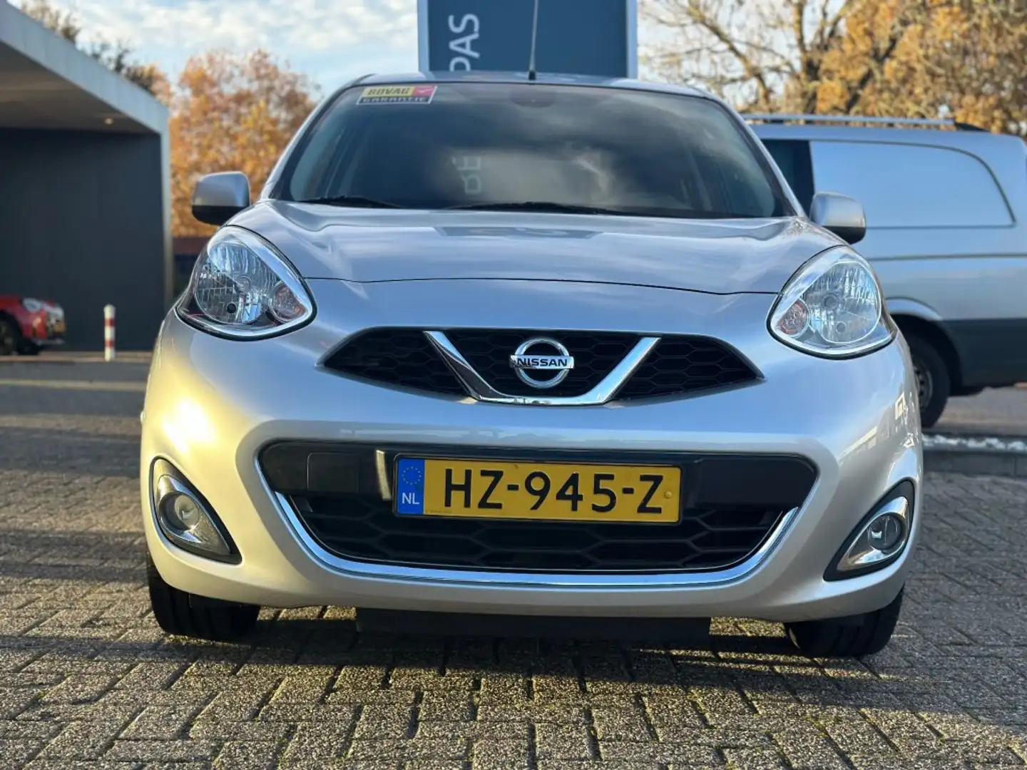 Nissan Micra 1.2 DIG-S Connect Edition N-TEC Dealeronderhouden Gris - 2