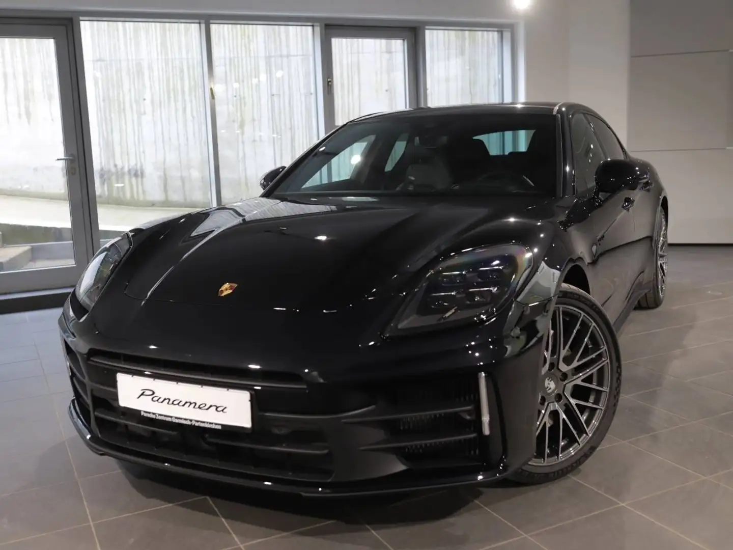 Porsche Panamera 4S E-Hybrid - 1