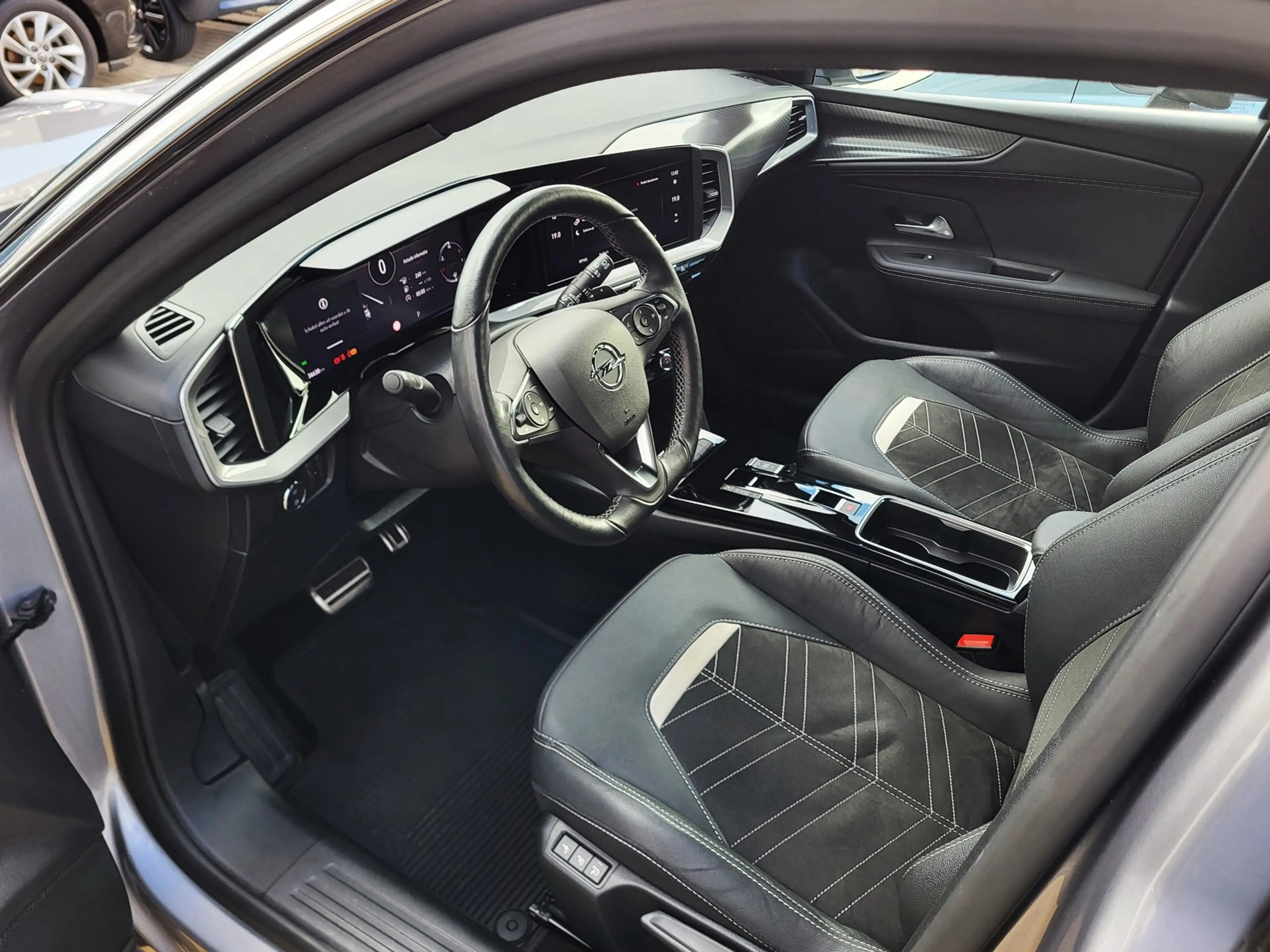 Opel Mokka 1.2 Turbo Ultimate / Camera / Carplay & Android / — photo 7