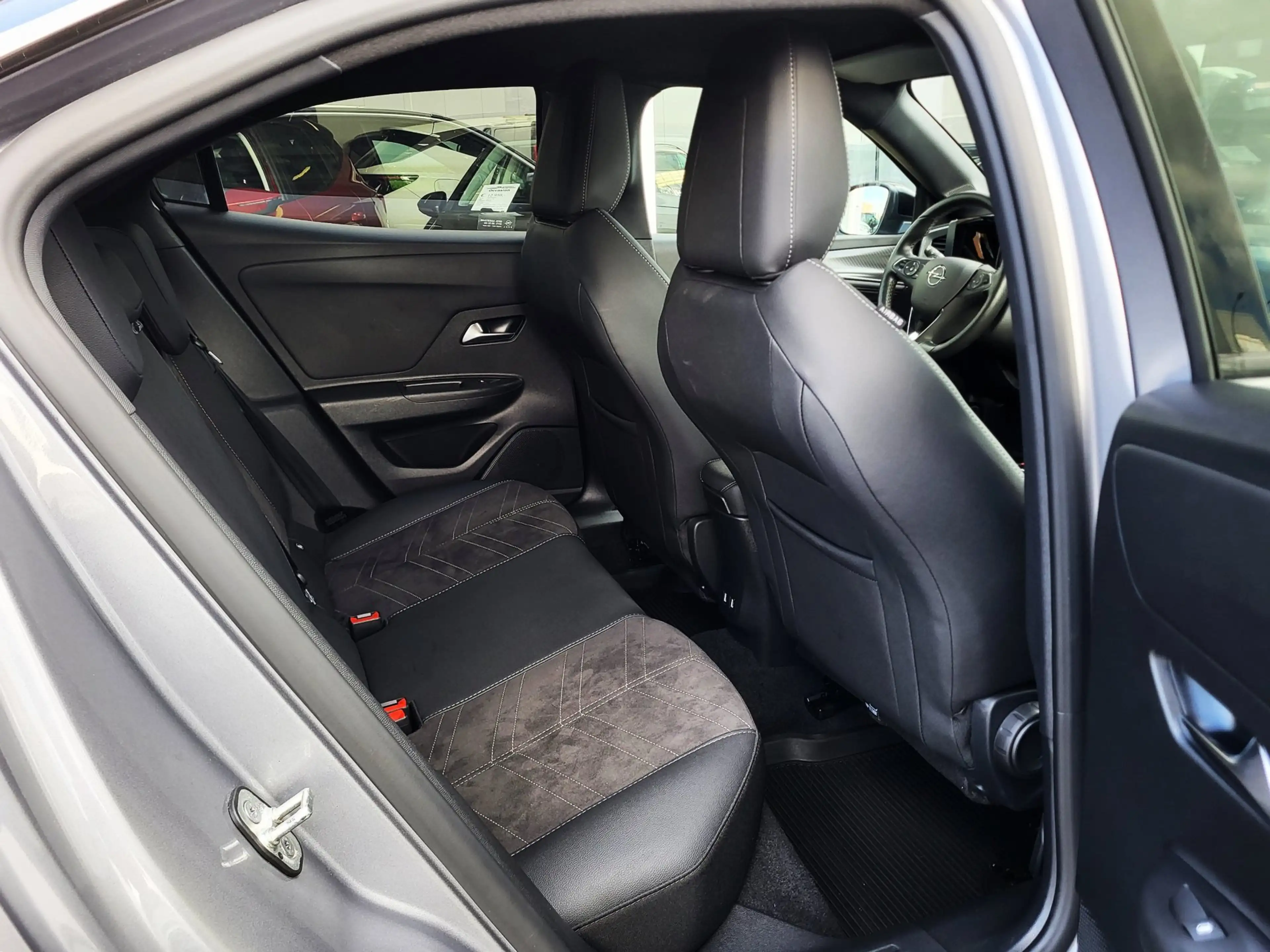 Opel Mokka 1.2 Turbo Ultimate / Camera / Carplay & Android / — photo 20