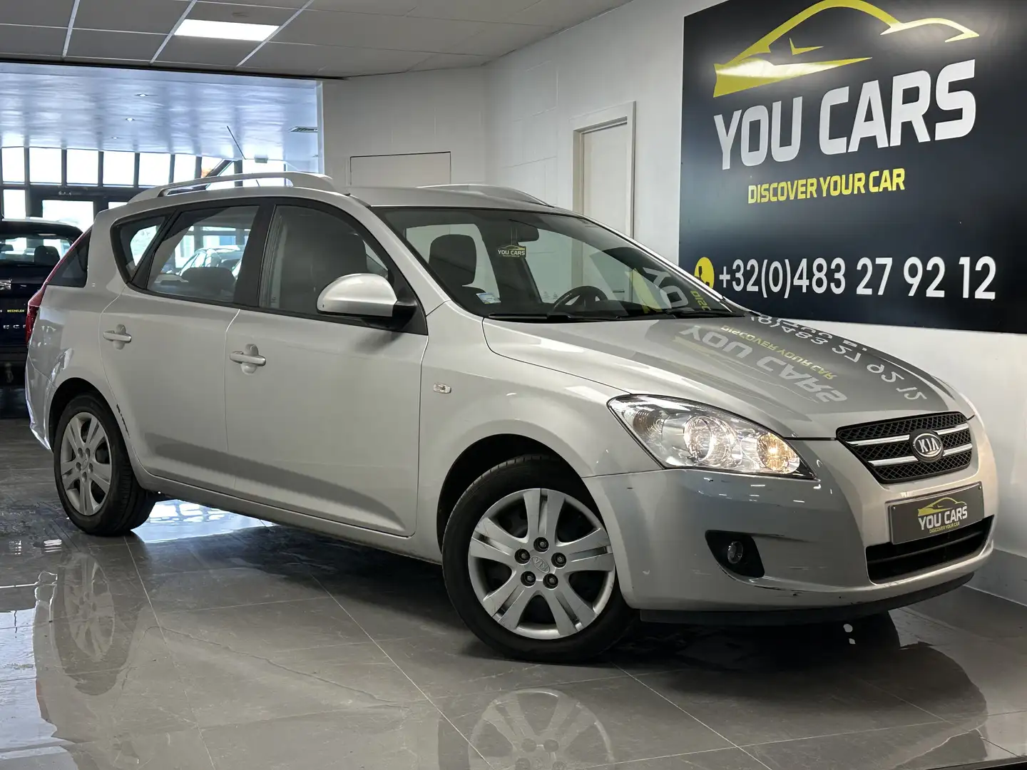 Kia Ceed SW / cee'd SW 1.6 CRDi LX Export/ Handelaar / professionnels Zilver - 1