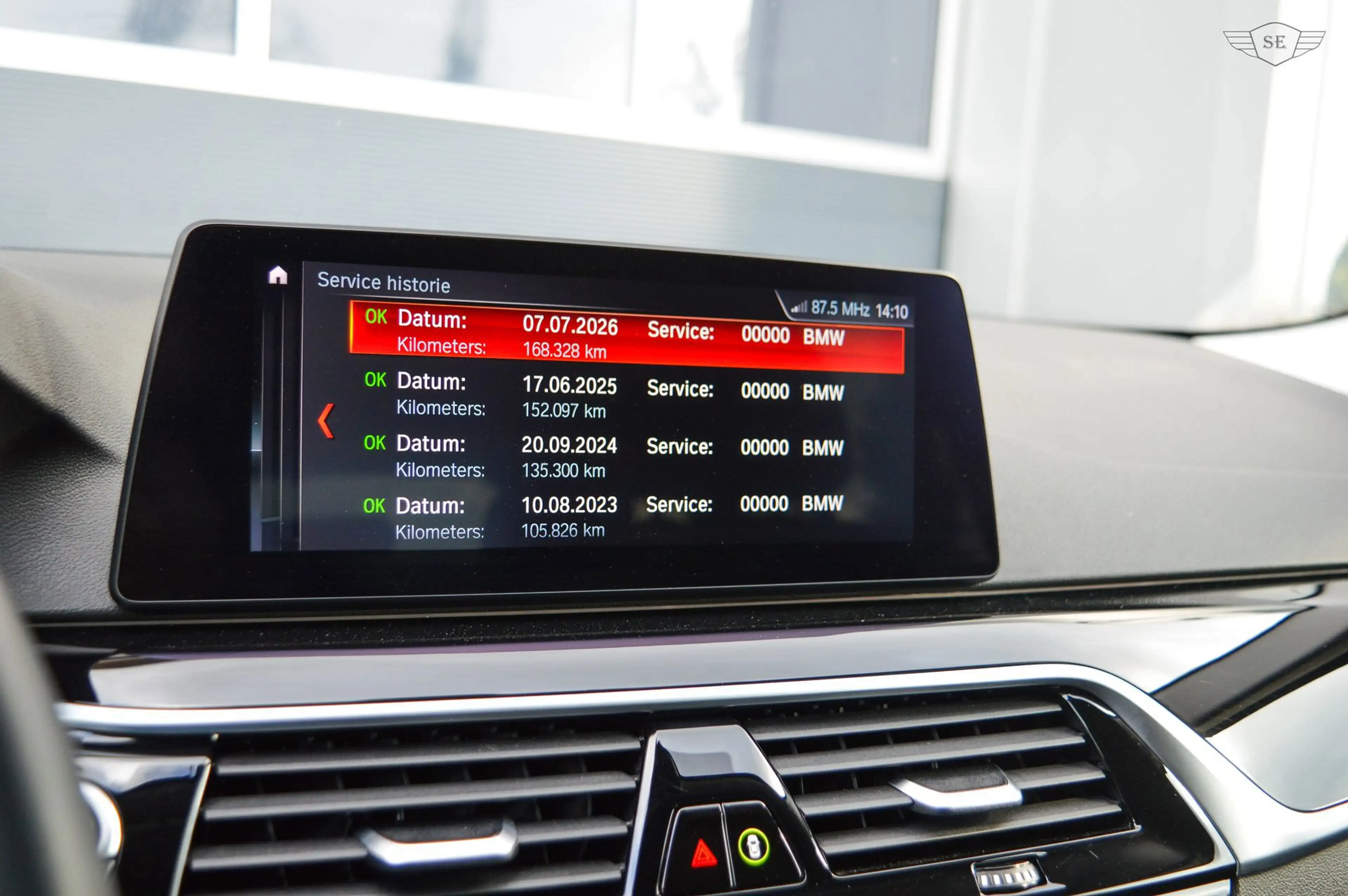 BMW 520 5-serie Touring 520i |SPORT|LED|CAMERA|CARPLAY|TOP — photo 31