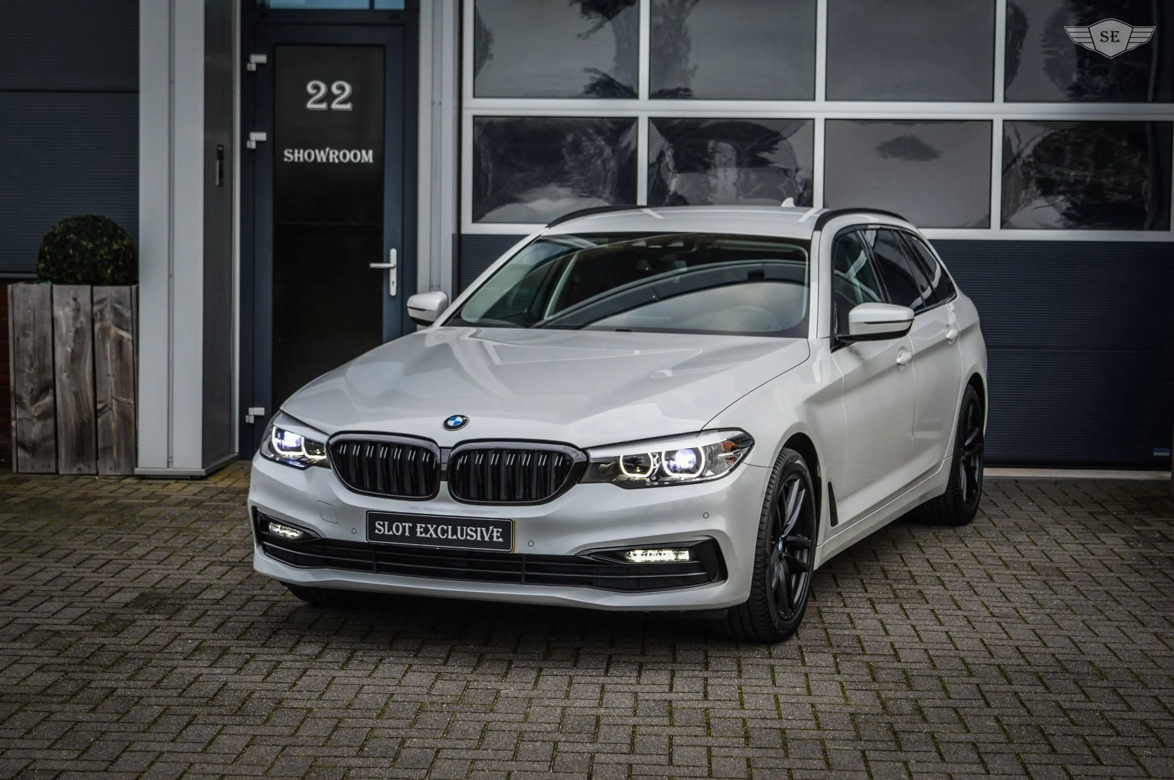 BMW 520 5-serie Touring 520i |SPORT|LED|CAMERA|CARPLAY|TOP — photo 38