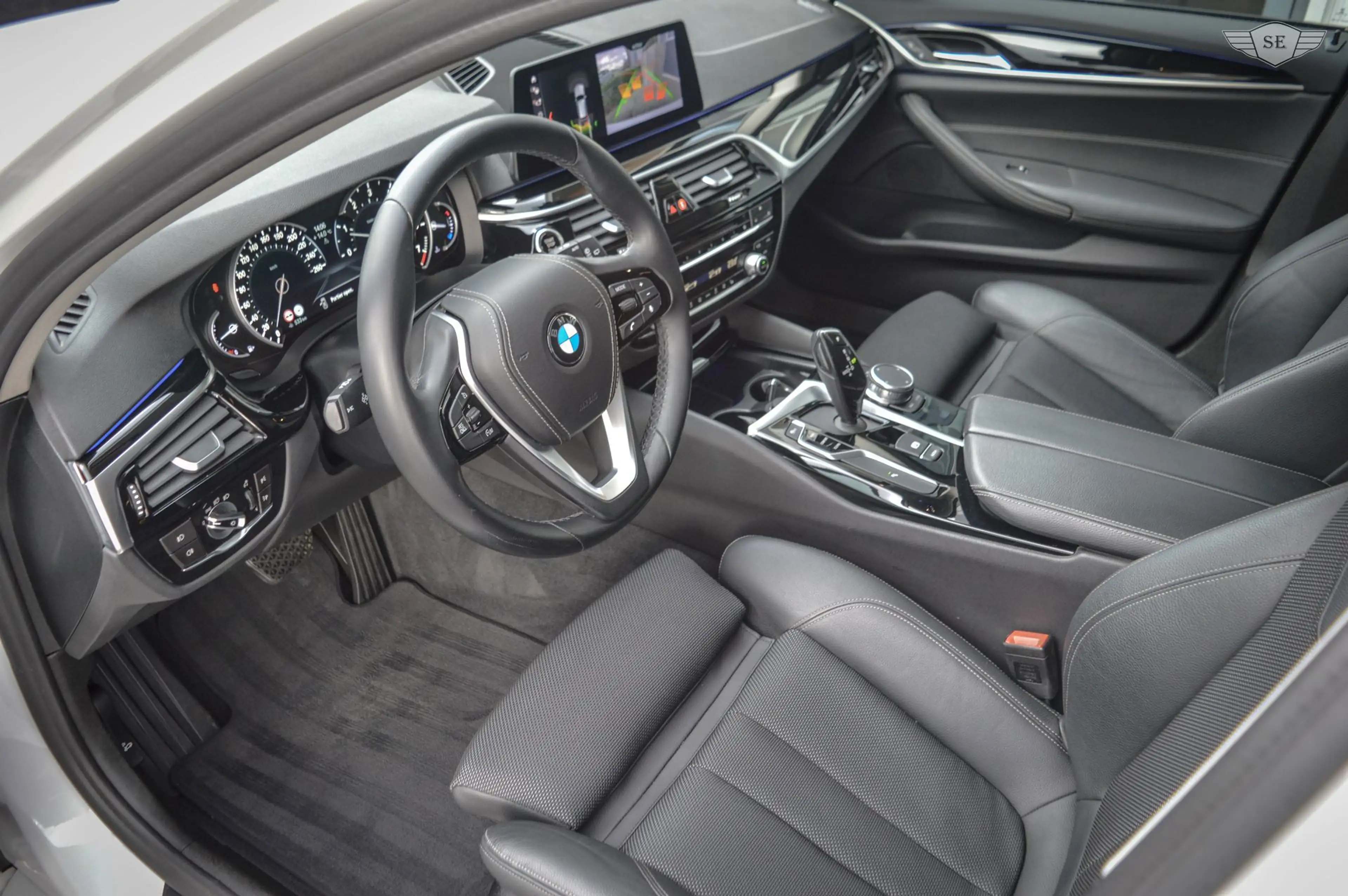 BMW 520 5-serie Touring 520i |SPORT|LED|CAMERA|CARPLAY|TOP — photo 26