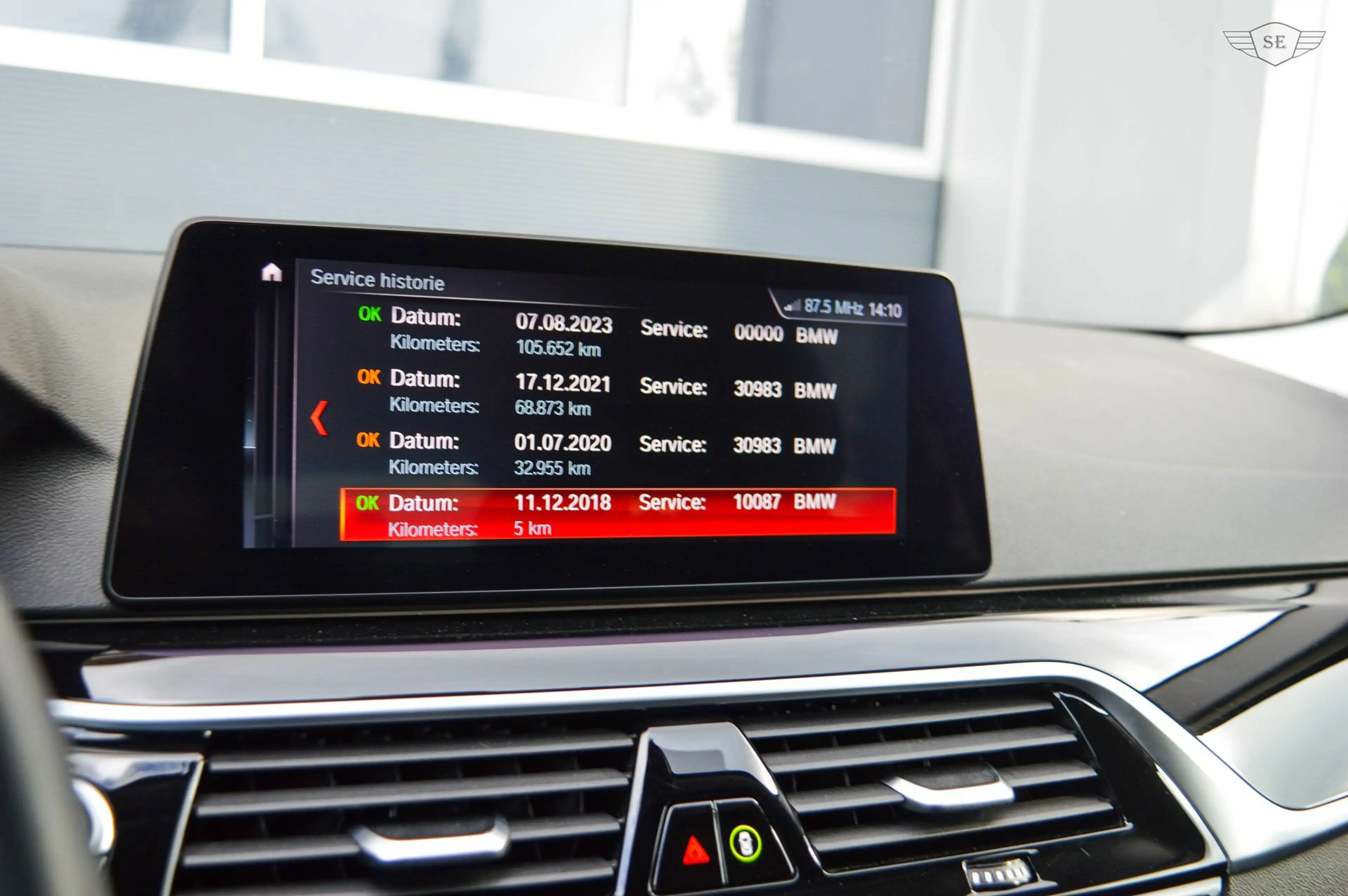BMW 520 5-serie Touring 520i |SPORT|LED|CAMERA|CARPLAY|TOP — photo 32