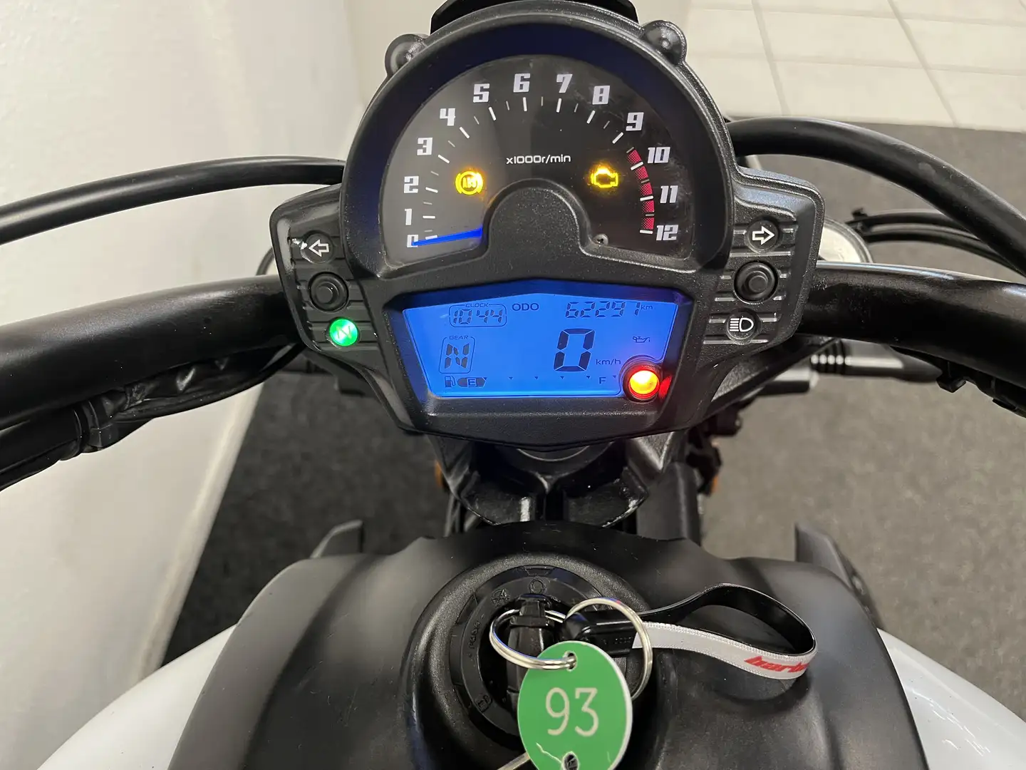 Kawasaki Vulcan S Wit - 2