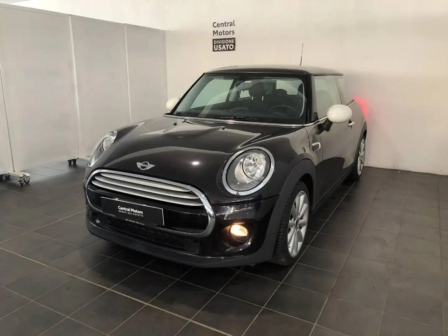 MINI Cooper 1.5 Cooper Zwart - 1