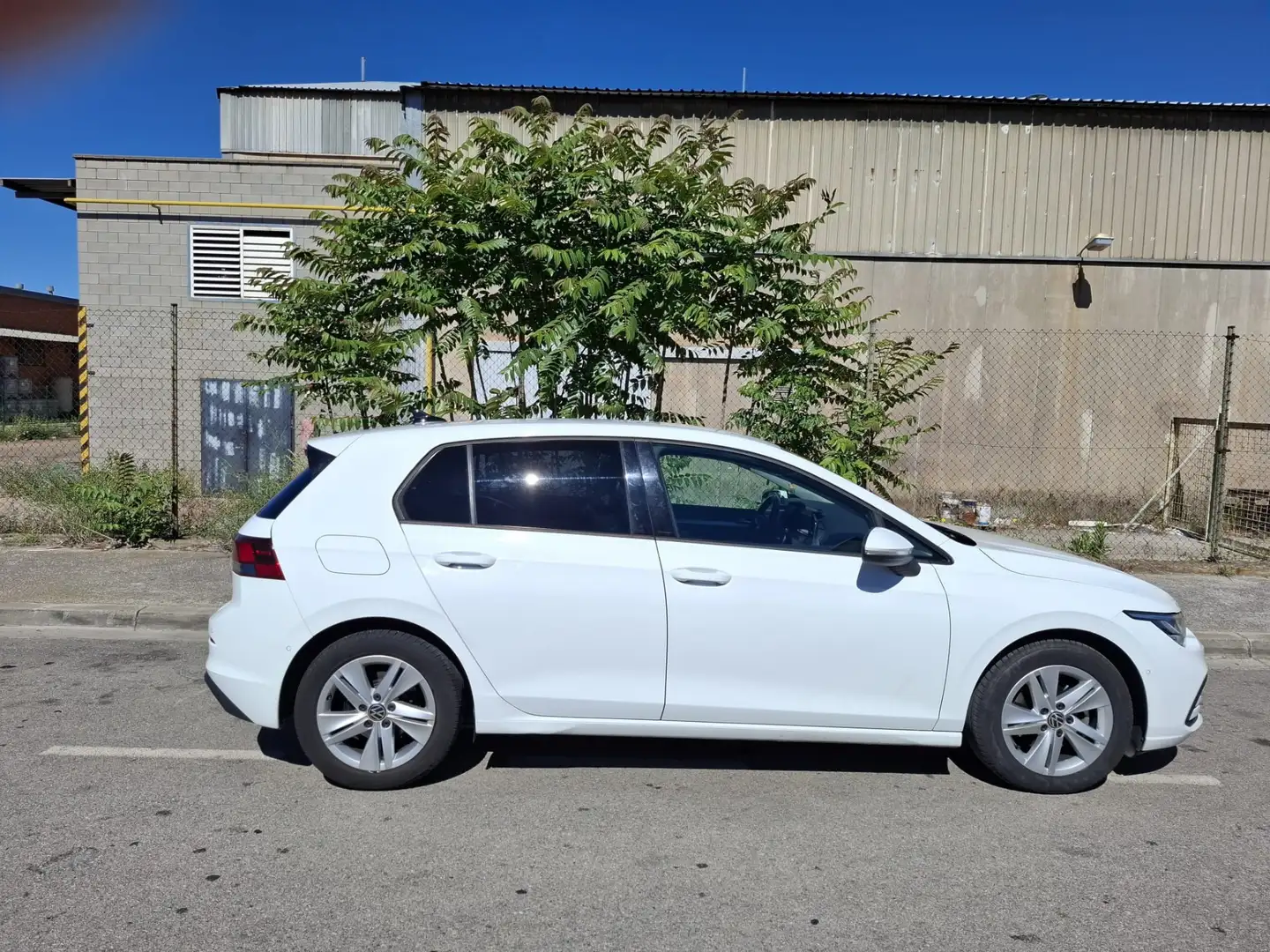Volkswagen Golf 2.0TDI Life 85kW - 2