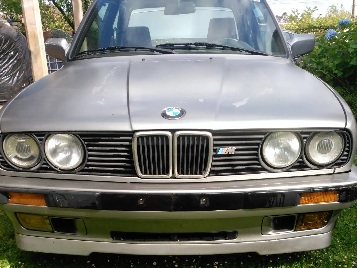 BMW 325 325ix Grau - 2
