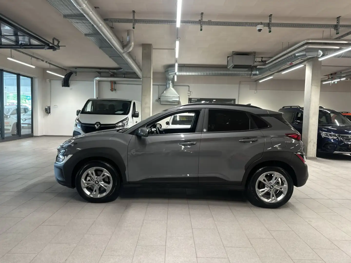 Hyundai KONA Edition 30+ 2WD Klima Navi Rückfahrkamera Grau - 2