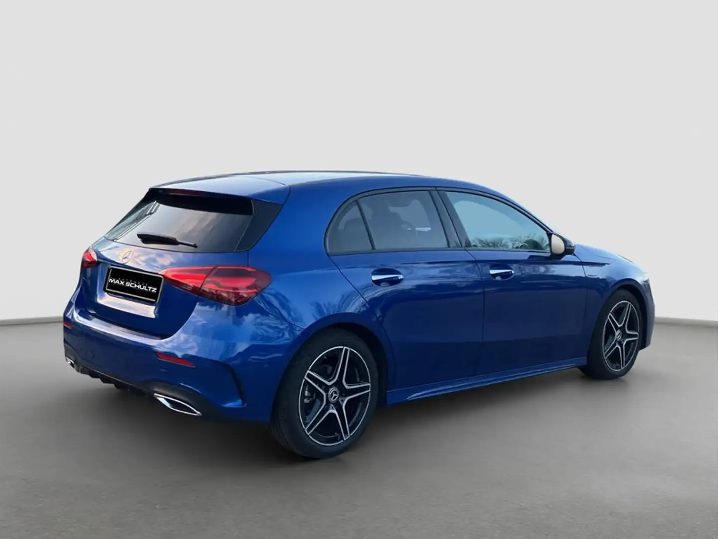 Mercedes-Benz A 200 d Kompaktlimousine AMG Line*Night Paket Blau - 2