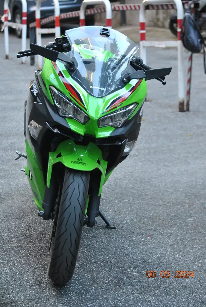 Kawasaki Ninja 400 KRT Zielony - 1