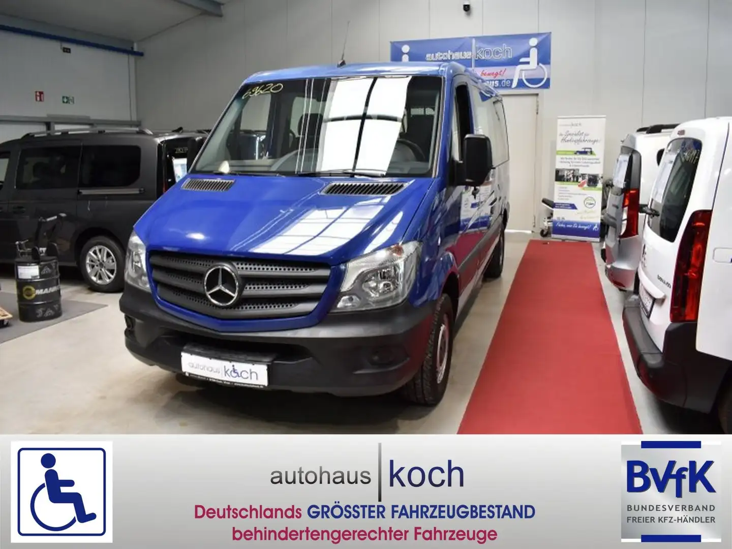 Mercedes-Benz Sprinter rollstuhlgerecht Linearlift bis 3 Rollstuhlplätze Blau - 1