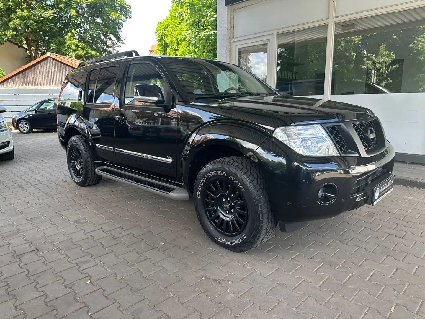 Nissan Pathfinder 3.0 dCi LE,7Sitze,Leder Negro - 2