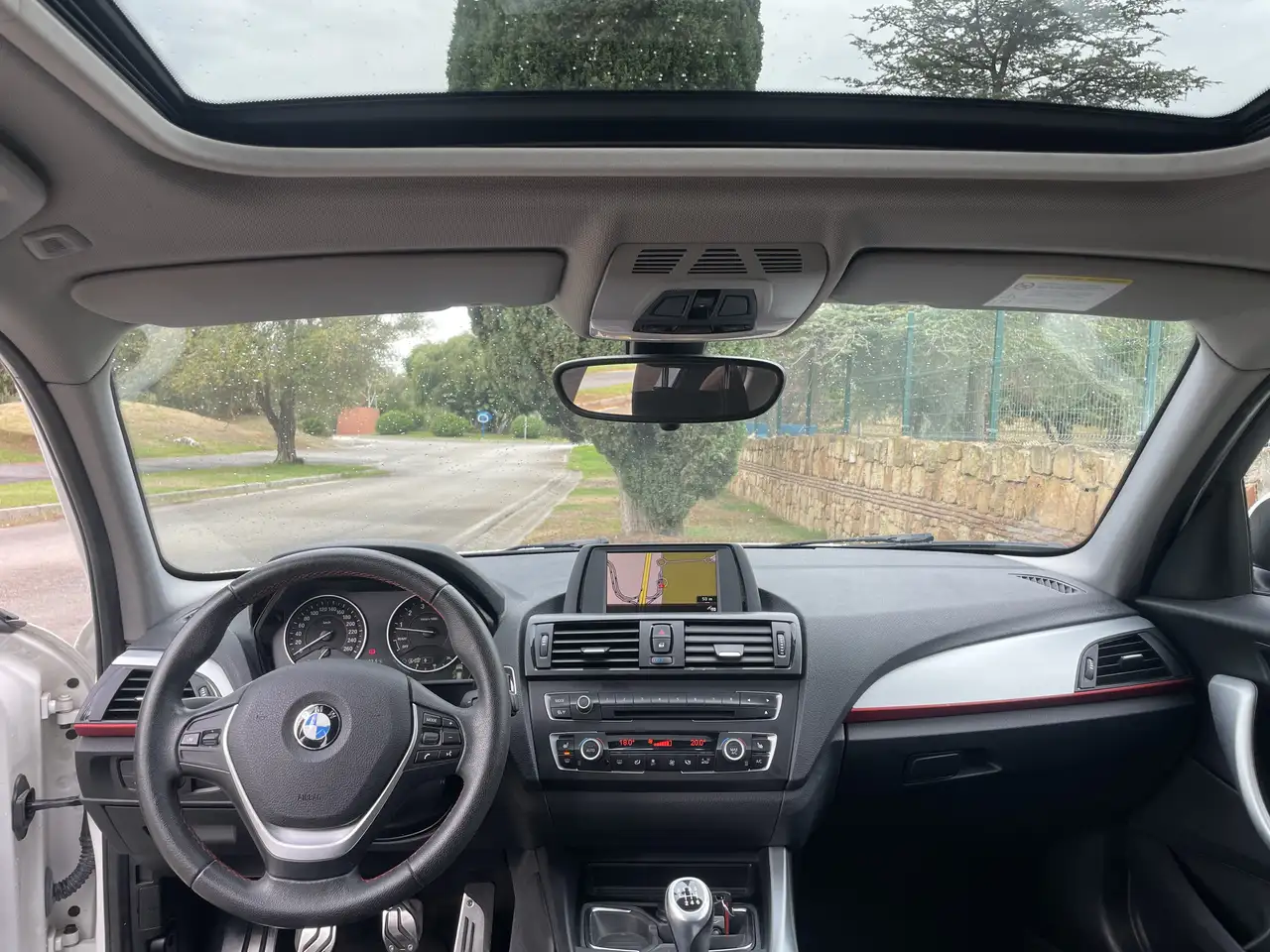 BMW 116 116i Sport — photo 1 of 15