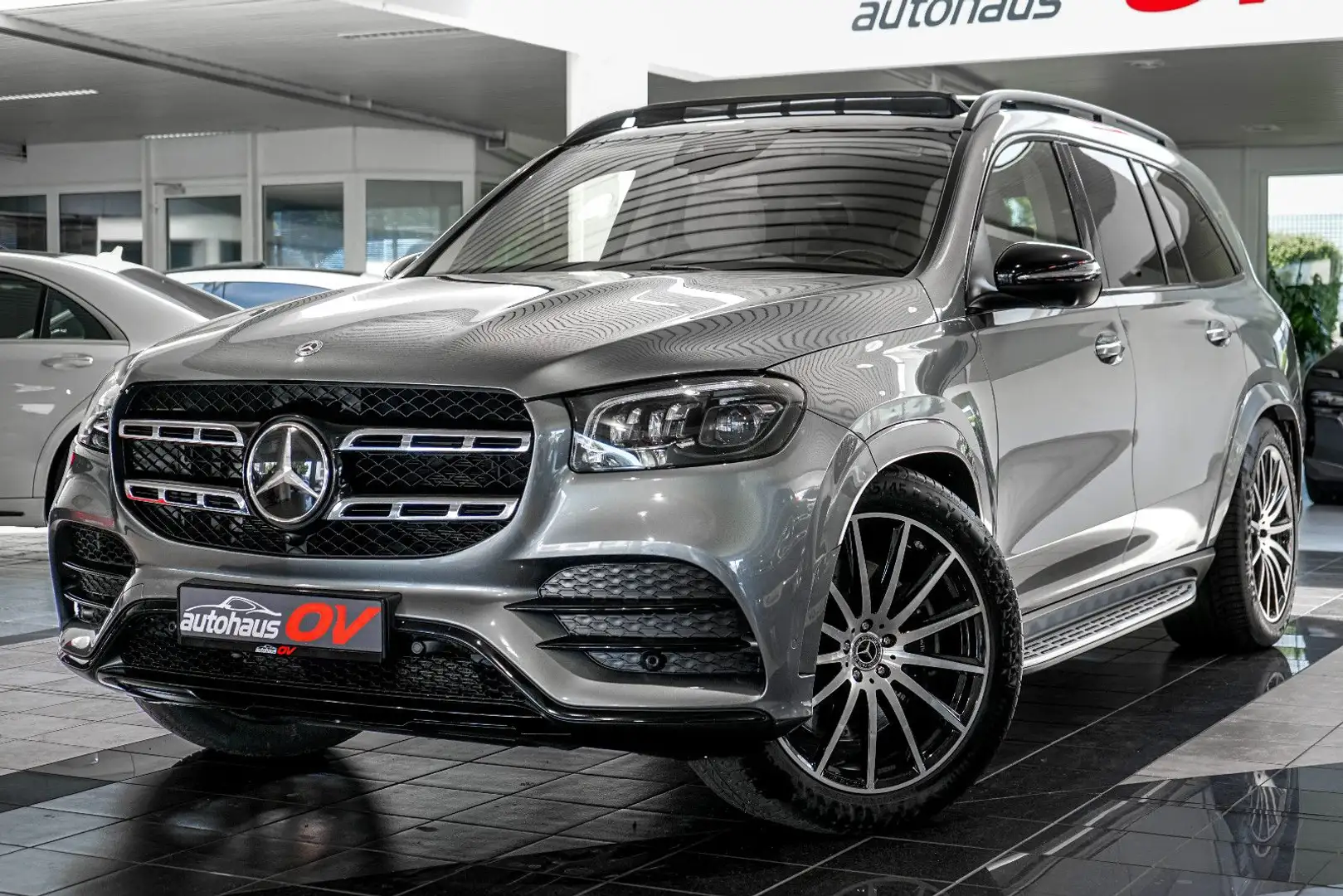 Mercedes-Benz GLS 580 *AMG*Designo*3xTV*E Active*HUD*Massage*SD Grau - 2