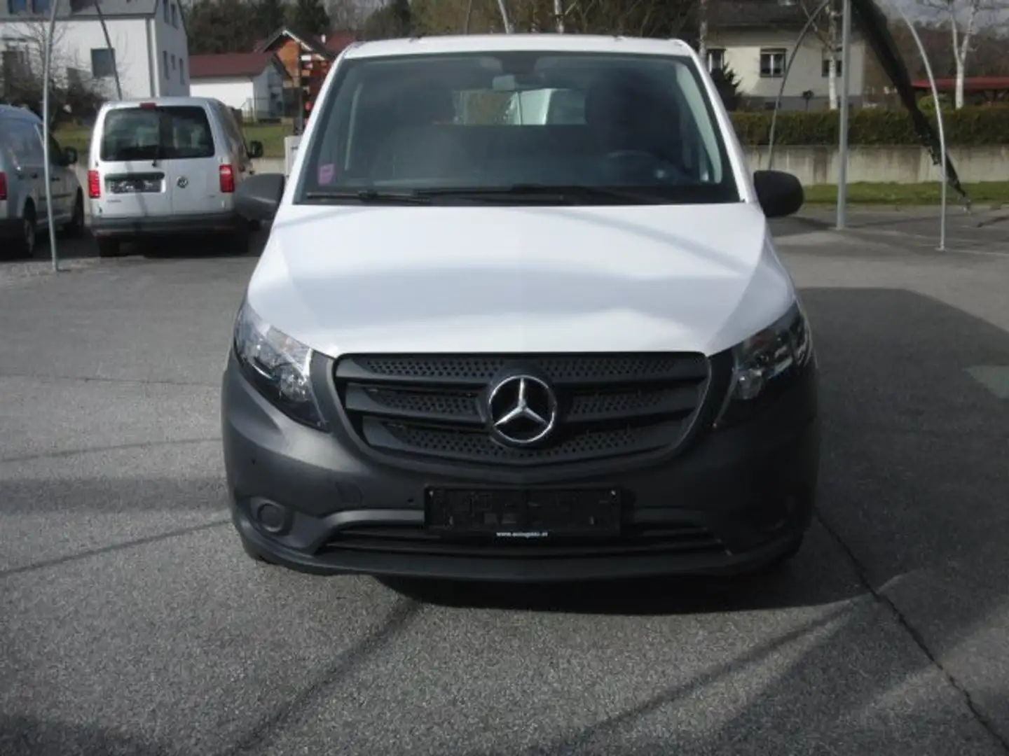 Mercedes-Benz Vito Kasten 114 CDI lang 4x4 Aut. NAVI/KLIMA/PARKTRONIC Weiß - 1