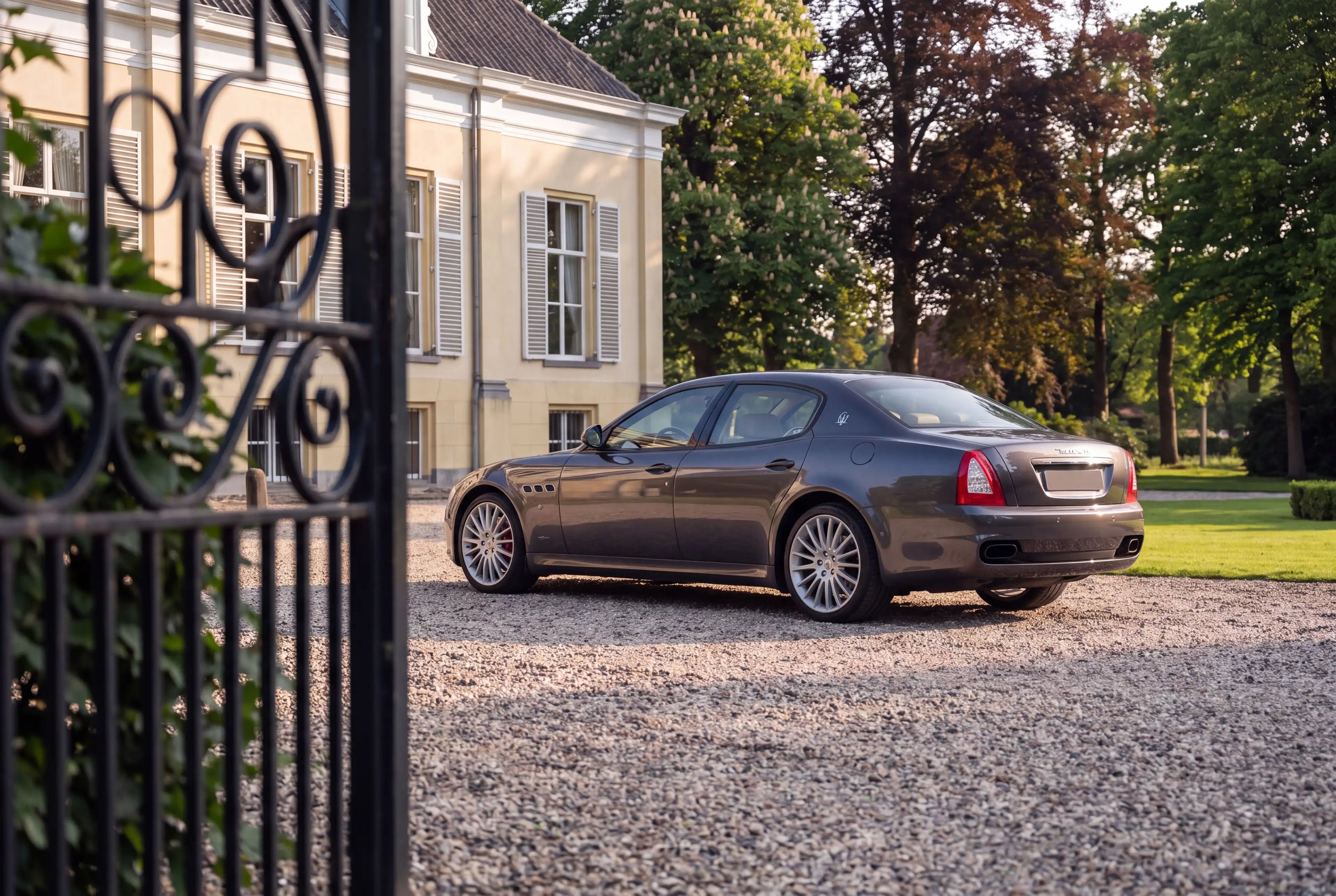 Maserati Quattroporte Sport GTS 4.7 V8 — photo 4