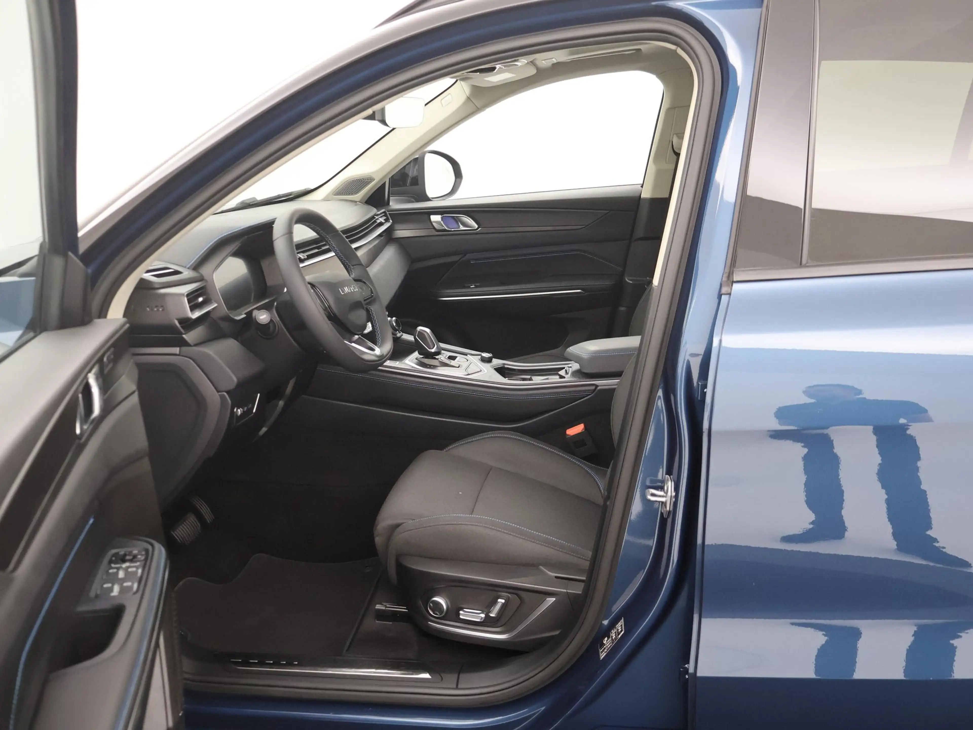 Lynk & Co 01 1.5 PHEV 262PK BLACKEDITION PANKDAK|360CAMERA|STOE — photo 10