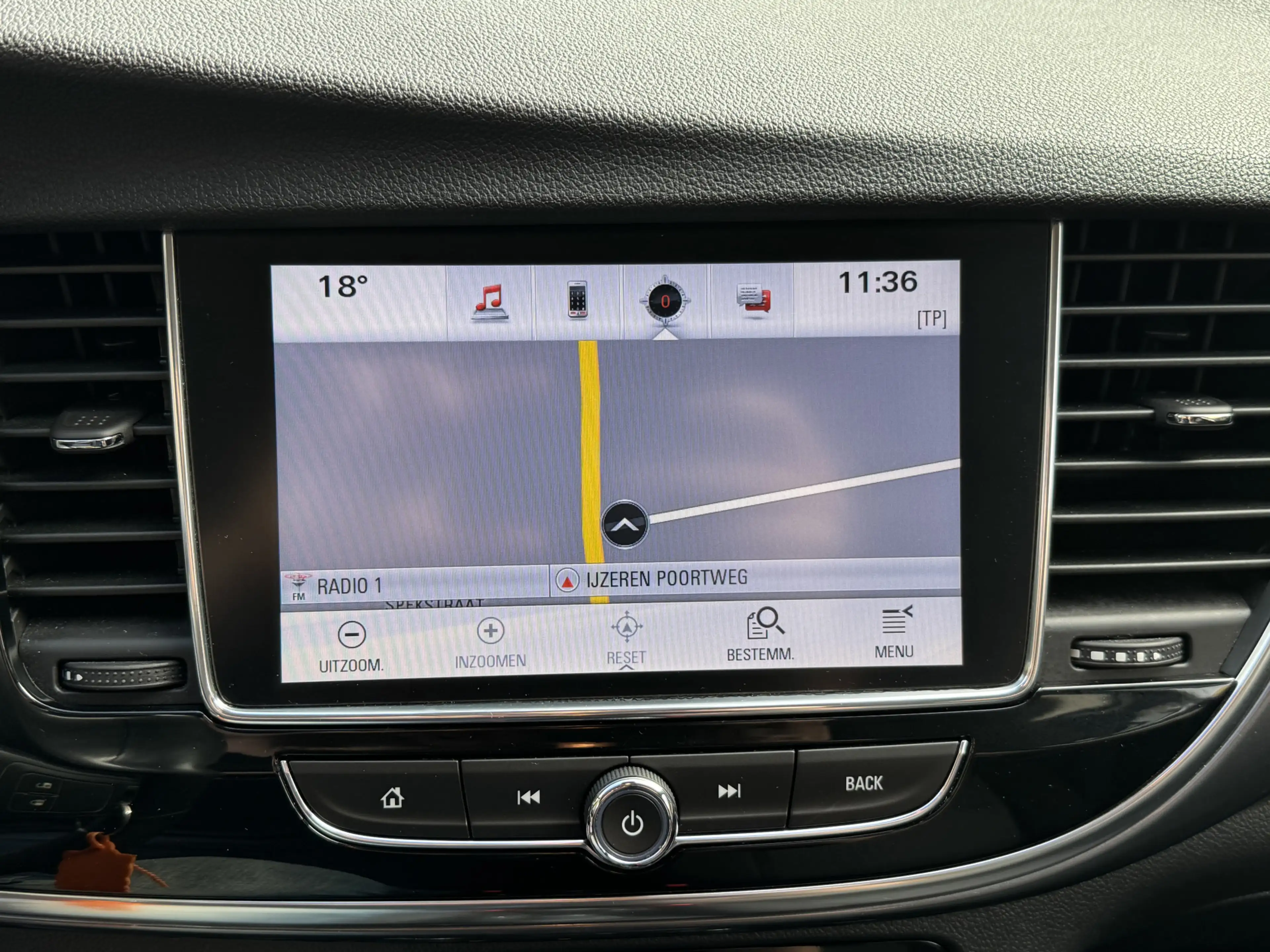 Opel Mokka X 1.4 Turbo 140PK Business+ StoelStuurverwarming Cli — photo 9